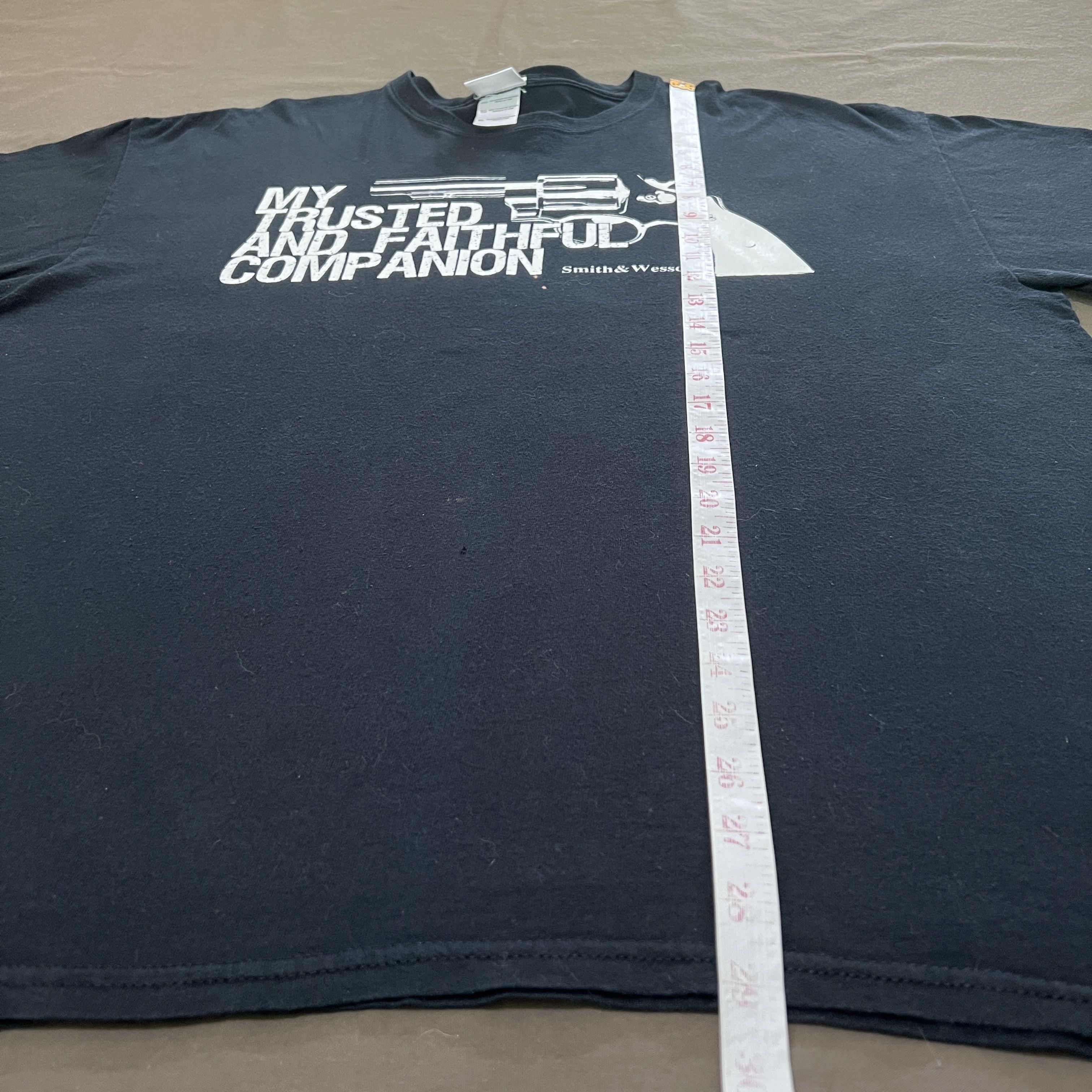 Vintage Vintage Smith And Wesson Gun Company Promo Tee XL 911 Size US XL / EU 56 / 4 - 9 Thumbnail