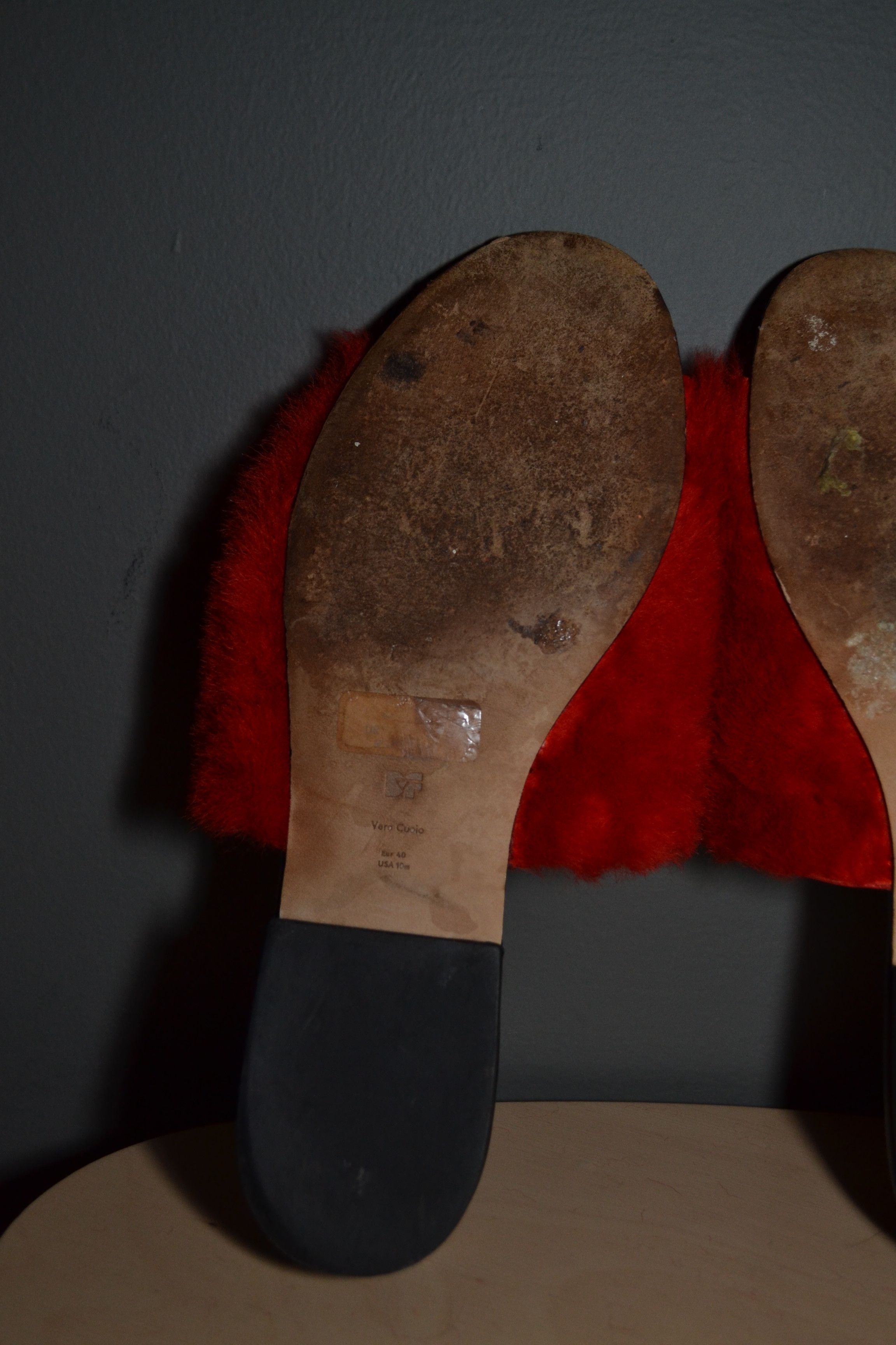 Diane von Furstenberg Diane Von Furstenberg Mules/Slides Red Fur Size 10 Size US 10 / IT 40 - 8 Thumbnail