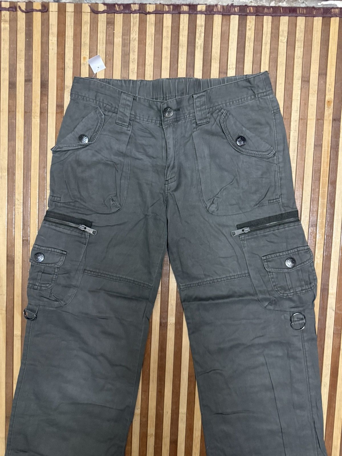 Japanese Brand Japanese brand Cargo Pants / Streetwear / Utility Pants W31 Size US 30 / EU 46 - 3 Thumbnail
