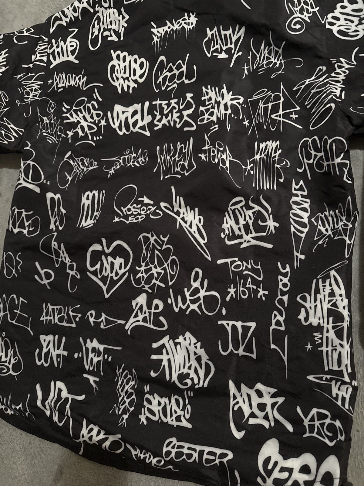 Other Vintage 90s Graffiti Nylon Rain Jacket Parka Medium/Large Size US L / EU 52-54 / 3 - 5 Thumbnail