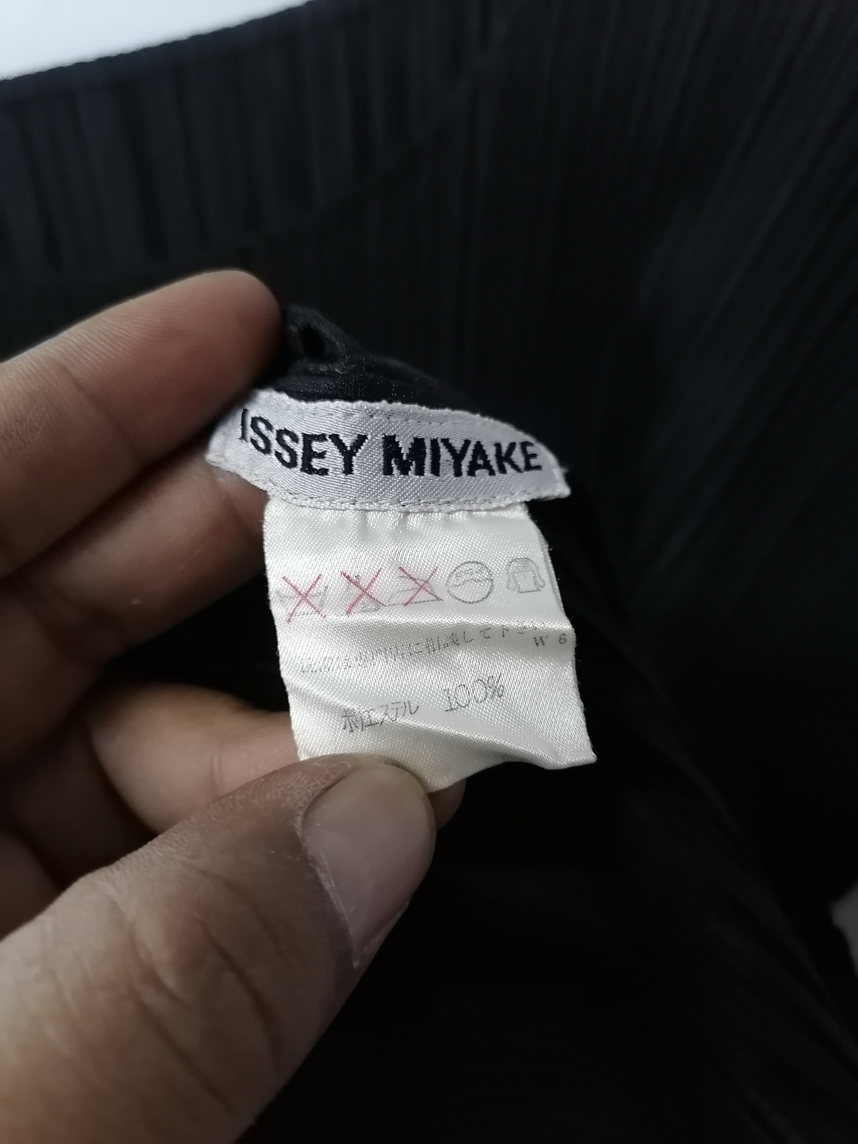 Issey Miyake × Pleats Please Issey Miyake Issey Miyake Pleats Please Round Neck Shirts Size M / US 6-8 / IT 42-44 - 5 Thumbnail