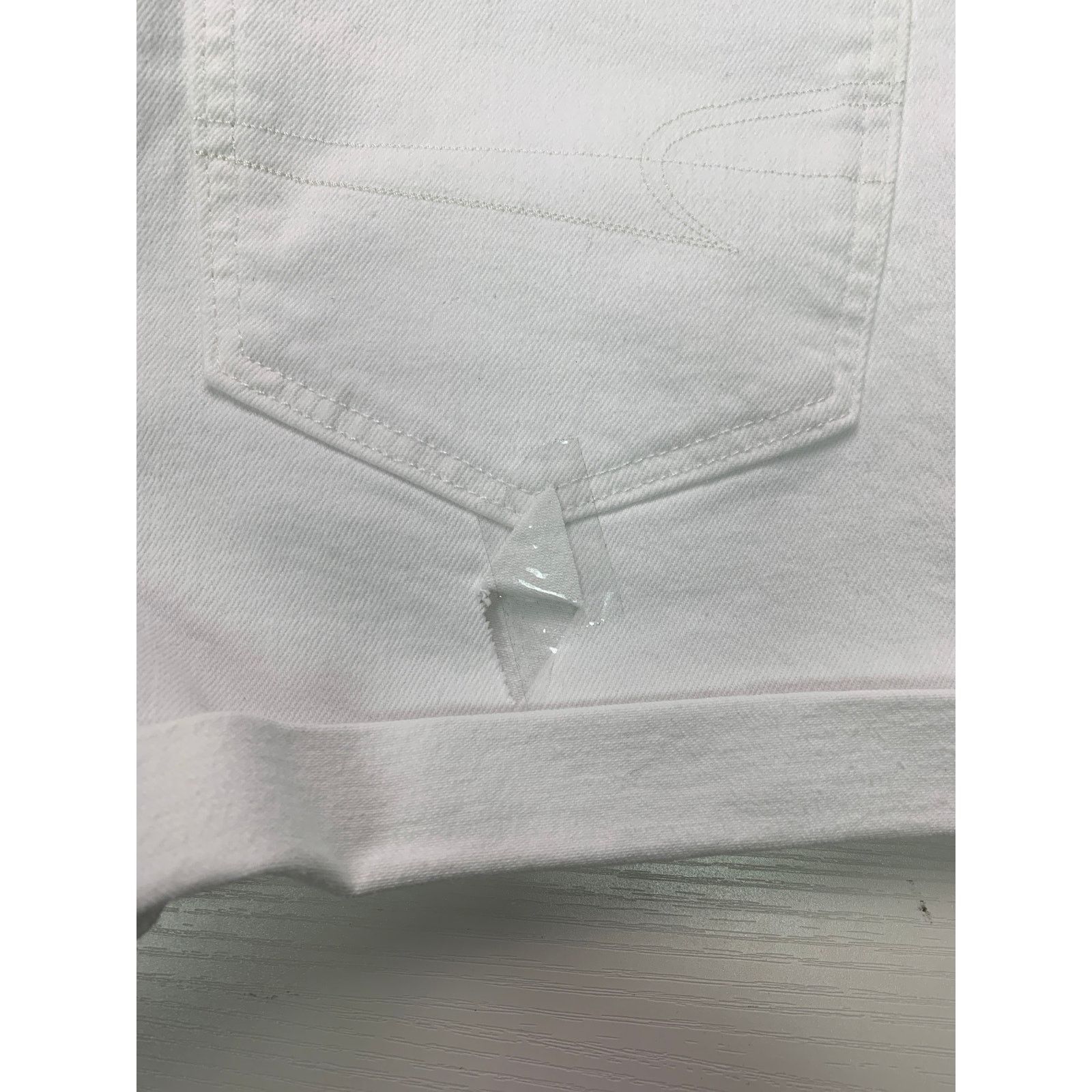 American Eagle Outfitters New American Eagle Womens Size 8 White Mom Short Jean Shorts Size 30" / US 8 / IT 44 - 5 Thumbnail