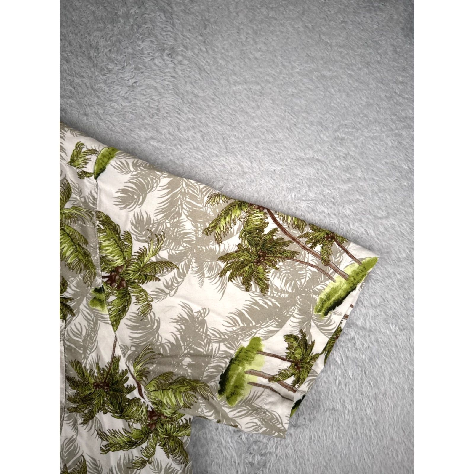 Vintage Puritan Shirt Mens 2XL Beige Green Hawaiian Palm Tree Print Rayon Button-Up Casual Short Sleeve Pattern Floral 2XL Mens Vibrant Hawaiian Theme Womens? Size US XXL / EU 58 / 5 - 4 Thumbnail
