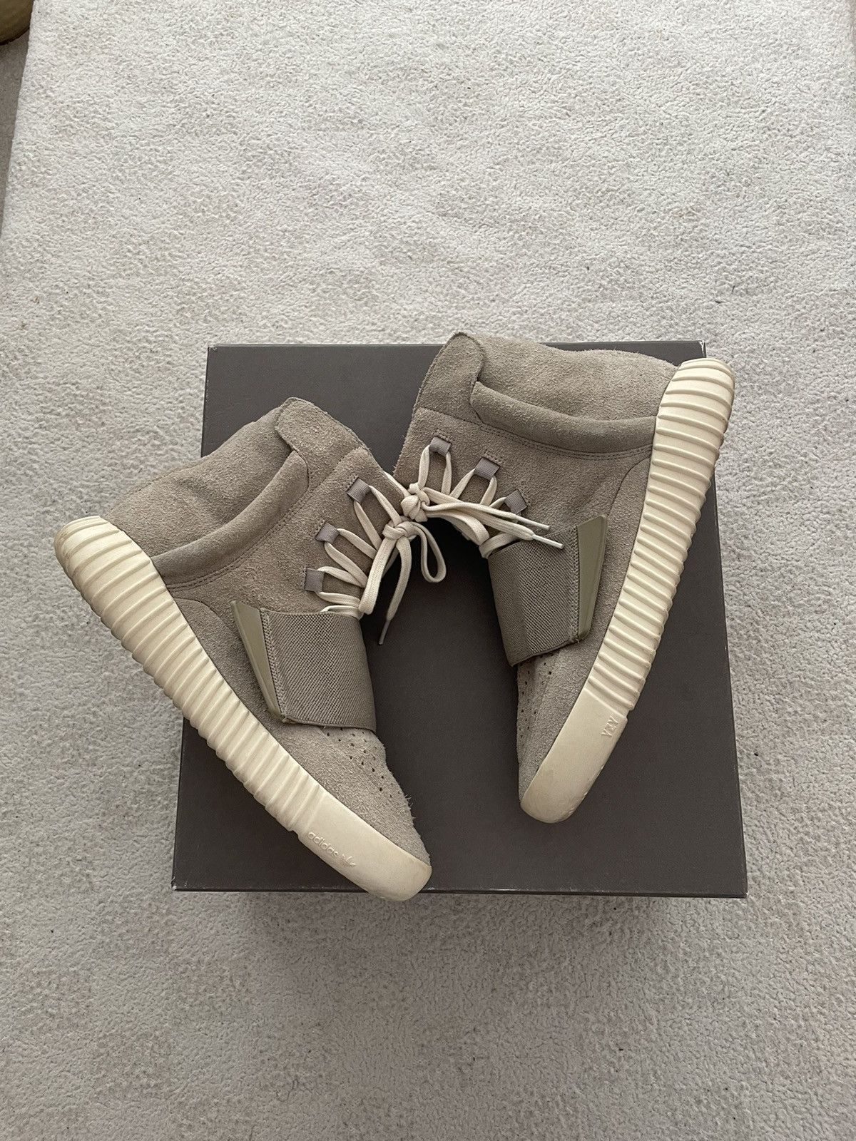 Yeezy Yeezy 750 OG Size US 7 / EU 40 - 1 Thumbnail