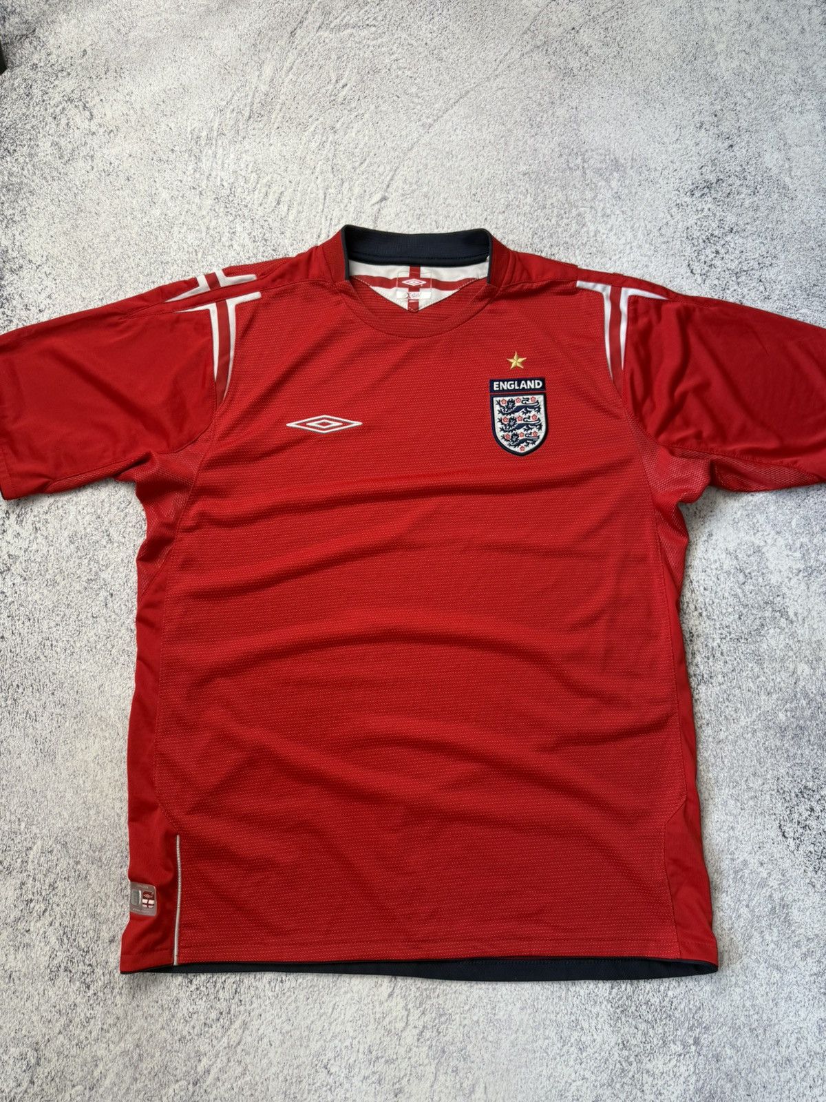 Umbro England football shirt 2004 Jersey Umbro Soccer Vintage Size US L / EU 52-54 / 3 - 3 Thumbnail