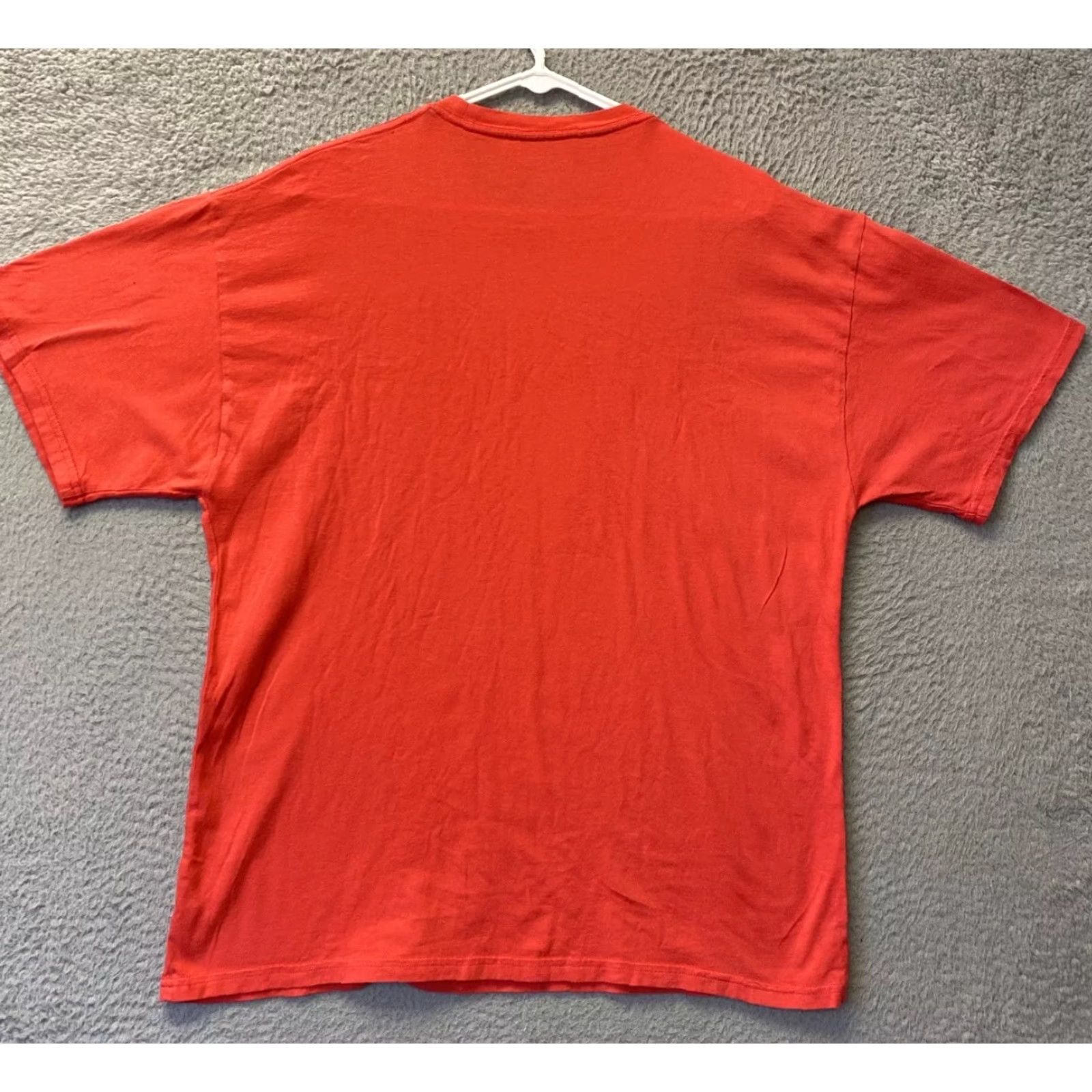 Champion Champion Men’s T Shirt L Deep Pink 116-23 / xx xx Size US L / EU 52-54 / 3 - 6 Thumbnail