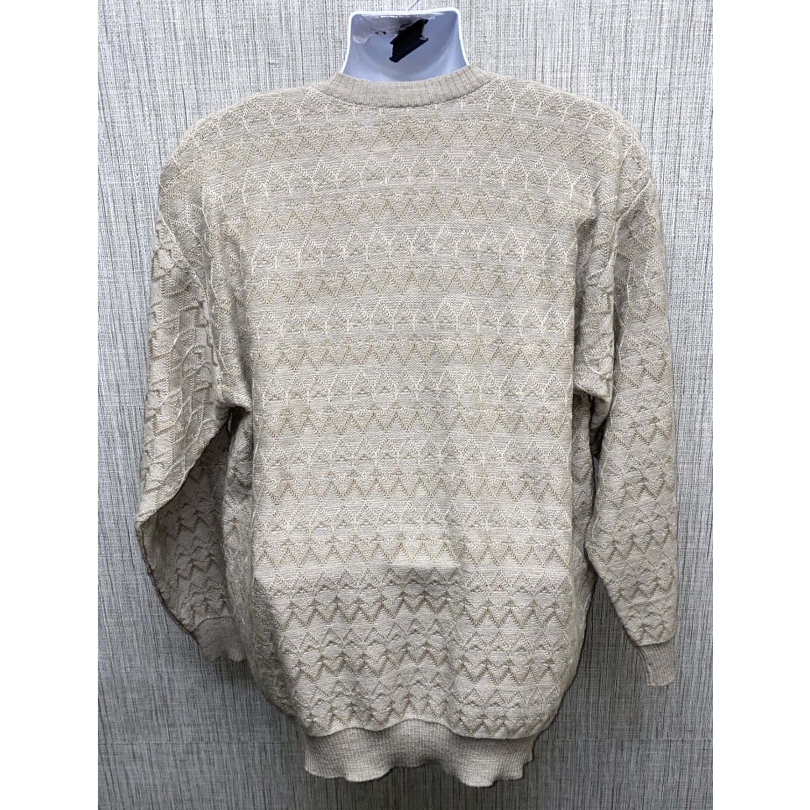 Vintage AKLANDA Mens Beige Australia Made Wool V-Neck Sweater Size XL Size US XL / EU 56 / 4 - 5 Thumbnail