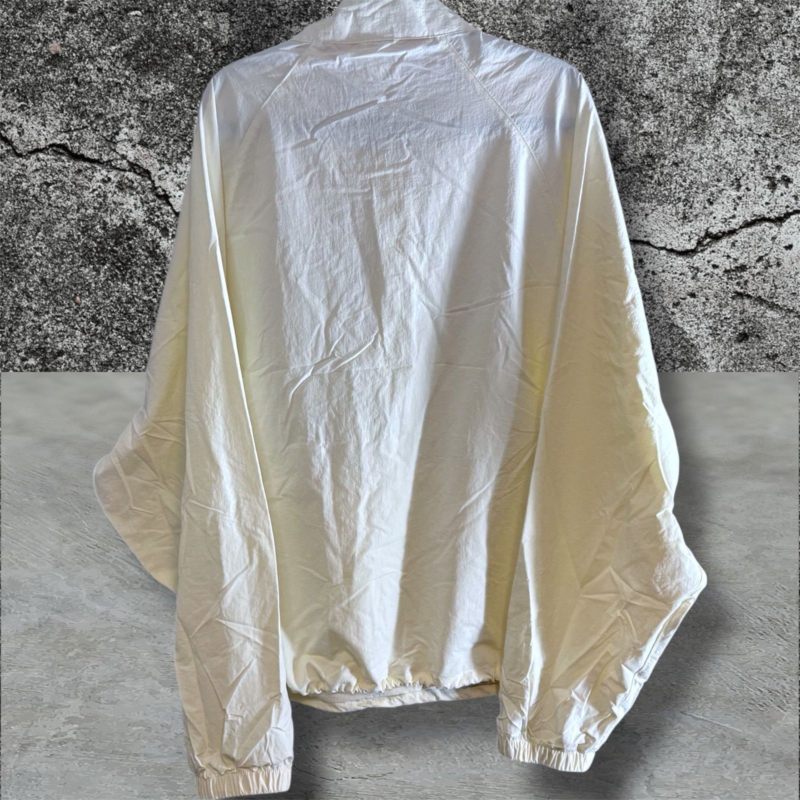 Staple •NWT• Staple Pigeon Jacket Windbreaker Jacket in Bone • 2XL Size US XXL / EU 58 / 5 - 3 Thumbnail