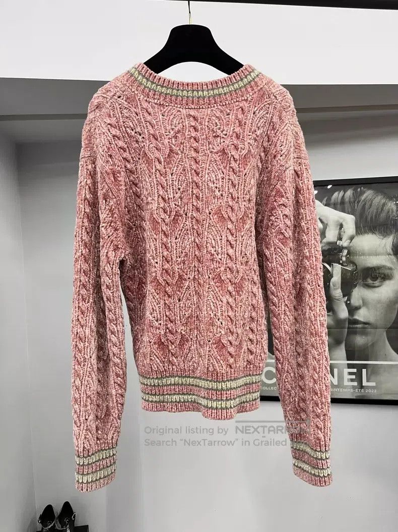 Chanel Chanel 22B pink V-neck velvet knit sweater Size XXS / US 00 / IT 34 - 3 Thumbnail