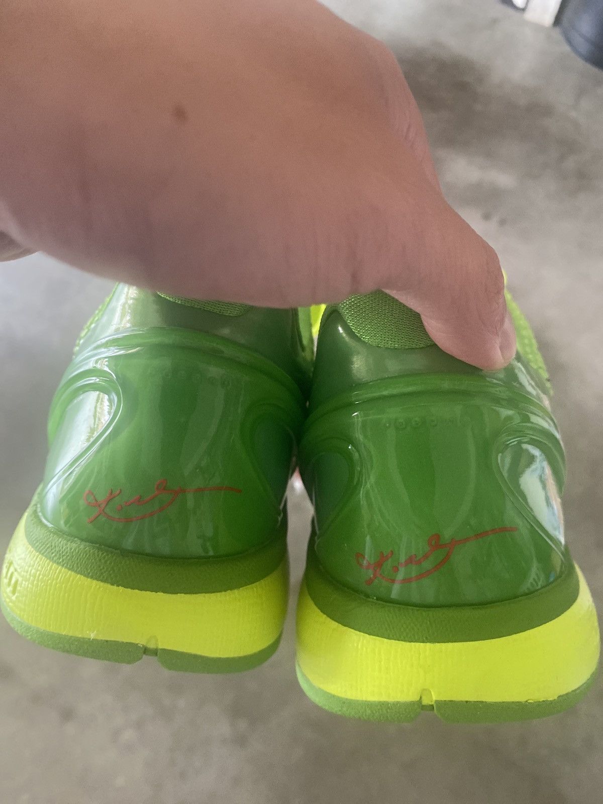 Nike Nike Kobe 6 Grinch Brand New No Box Size US 9.5 / EU 42-43 - 10 Thumbnail