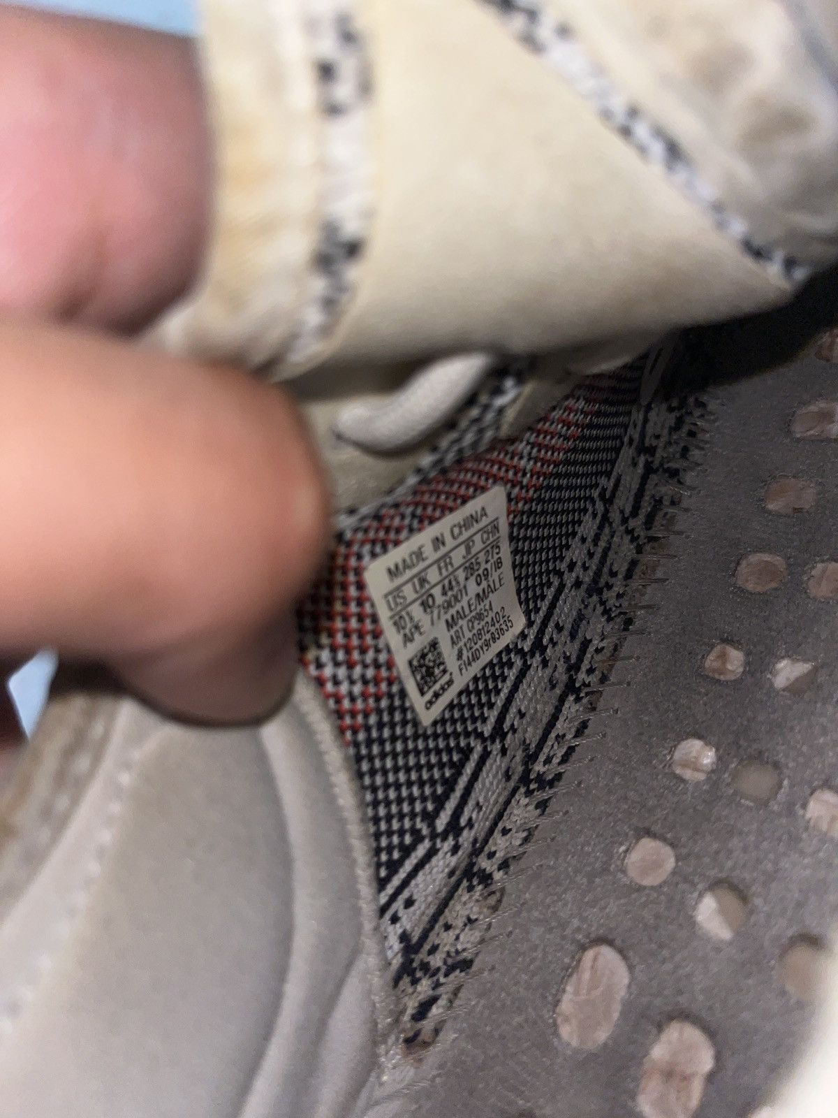 Adidas × Kanye West Adidas Yeezy Boost 350 V2 Zebra, Size 10.5 Mens, Used Size US 10.5 / EU 43-44 - 8 Thumbnail