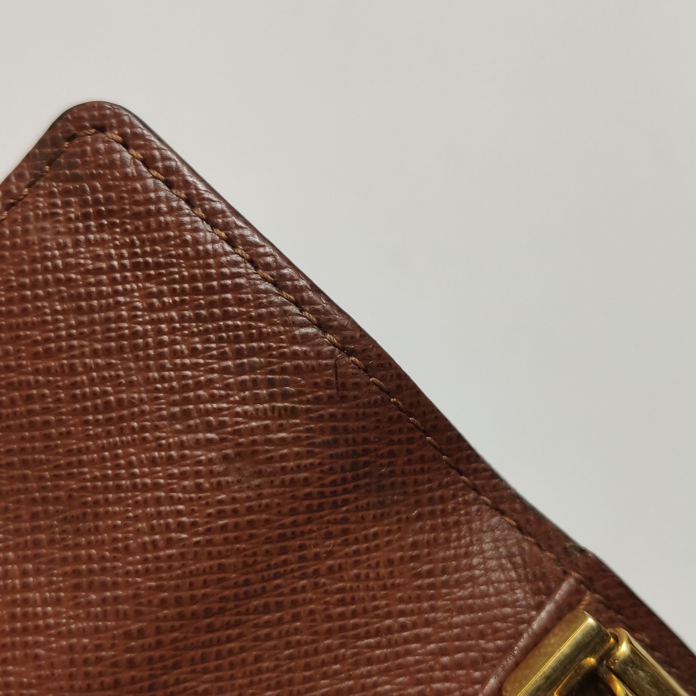 Louis Vuitton Louis Vuitton (LV) Monogram Print Key Bag -y2506 Size ONE SIZE - 3 Thumbnail