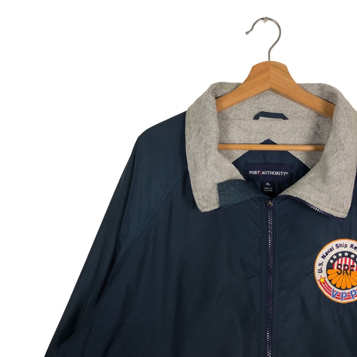 Japanese Brand 🔥80’s Bomber Jacket Us Naval Ship Repair Facility Big Logo Size US XL / EU 56 / 4 - 7 Thumbnail