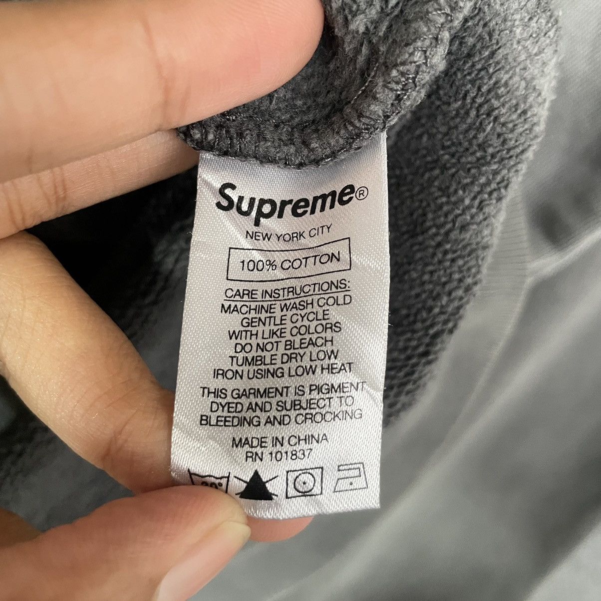 Supreme Supreme Spell Out Smokey Grey Oversize Crewneck Size US L / EU 52-54 / 3 - 4 Thumbnail