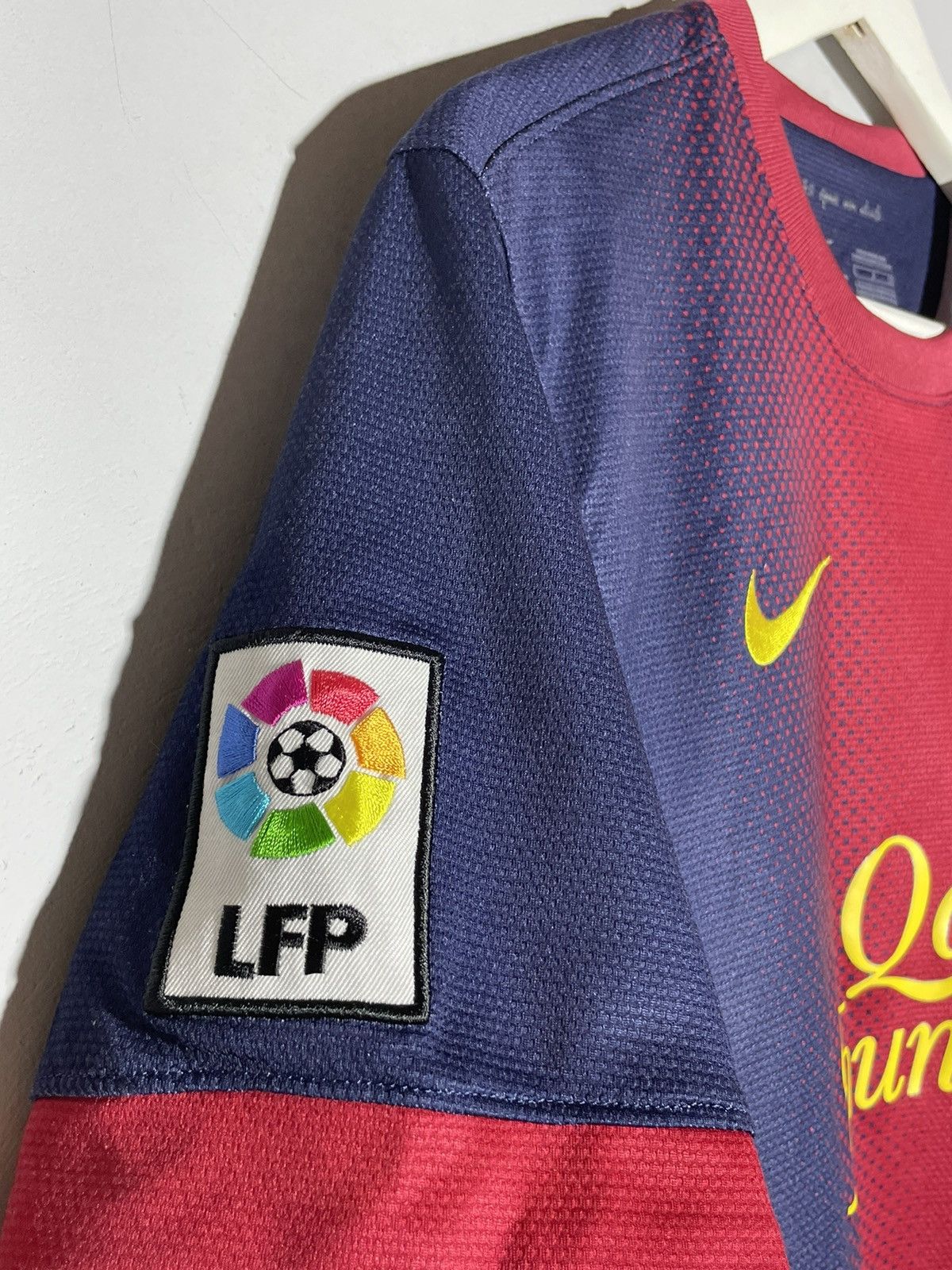 Nike F.C Barcelona Nike 2013/14 Home Y2k Football Shirt Size US S / EU 44-46 / 1 - 7 Thumbnail