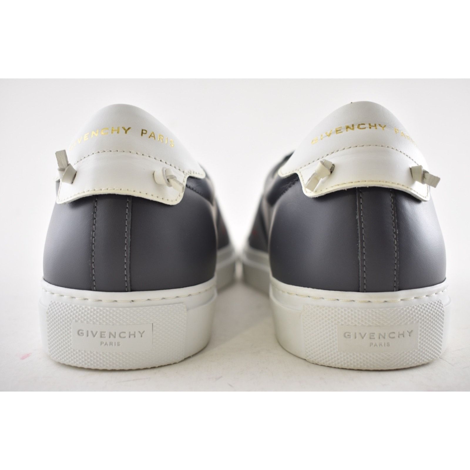Givenchy Givenchy Urban Street Grey Leather Low Top Sneaker 44/11 Size US 11 / EU 44 - 10 Thumbnail