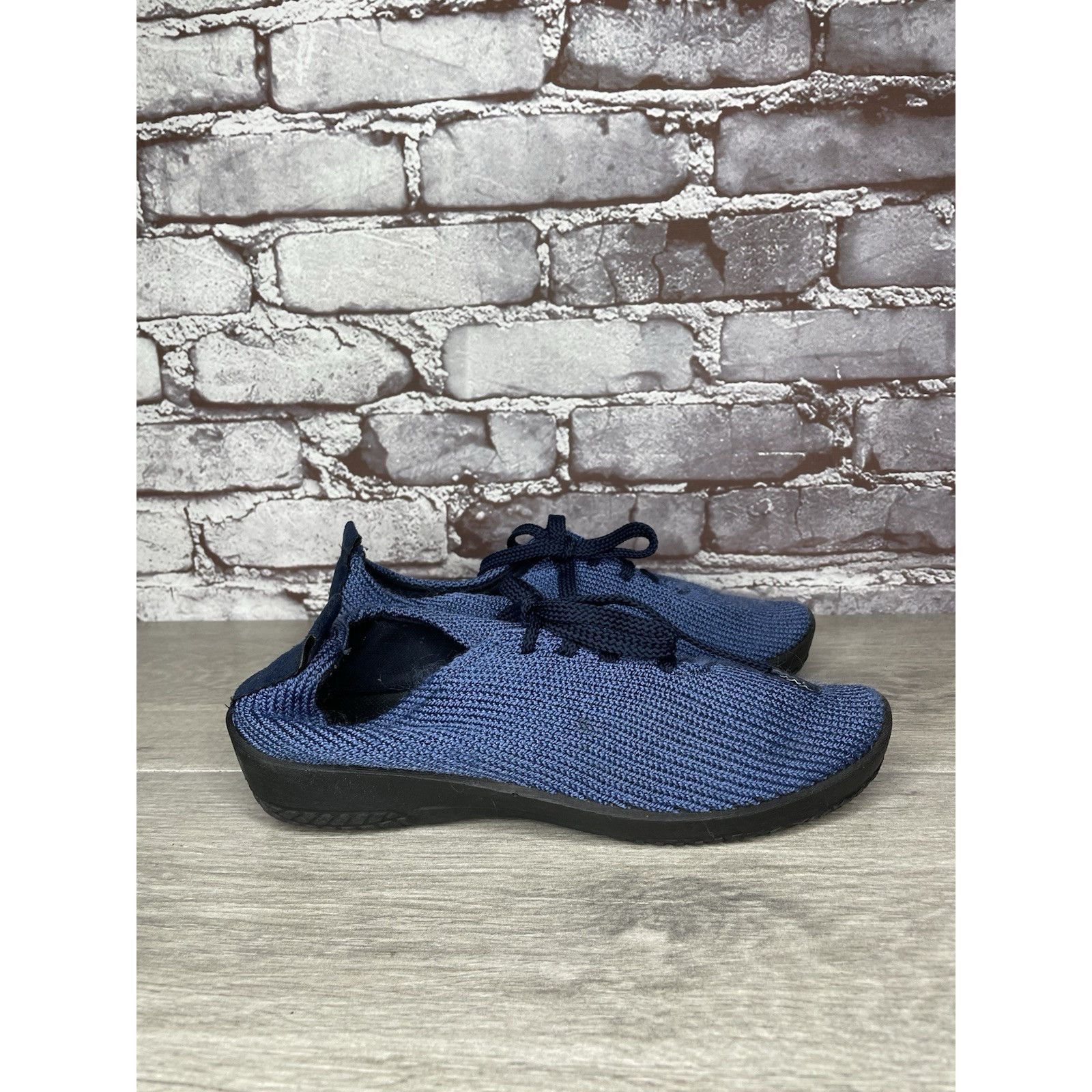 Other Arcopedico LS Blue Knit Fabric Lace Up Comfort Shoes Women’s Size US 7 / IT 37 - 11 Thumbnail