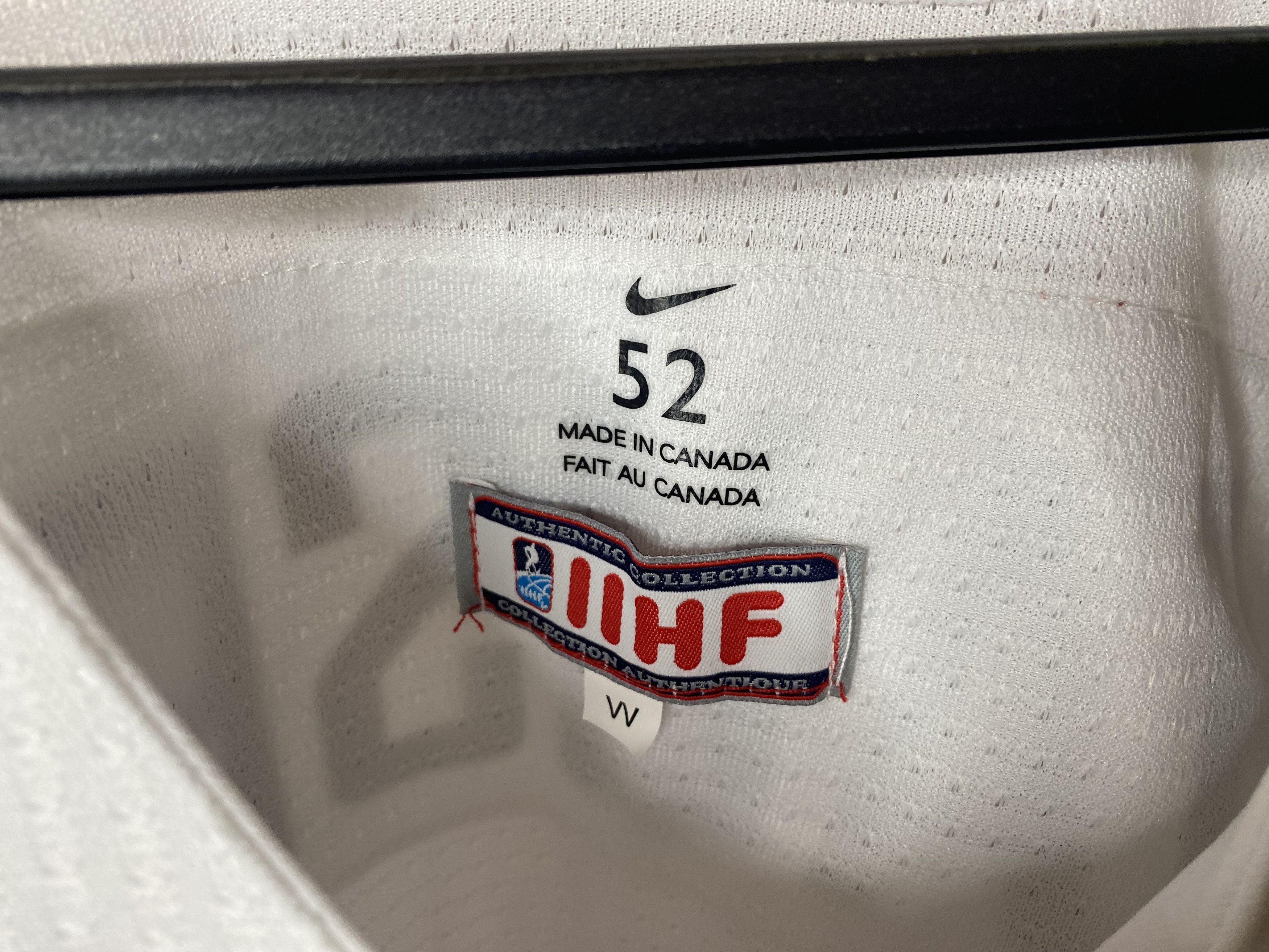 Nike #34 SWITZERLAND TEAM 2022 MATCH WORN ICE HOCKEY JERSEY SHIRT Size US L / EU 52-54 / 3 - 6 Thumbnail