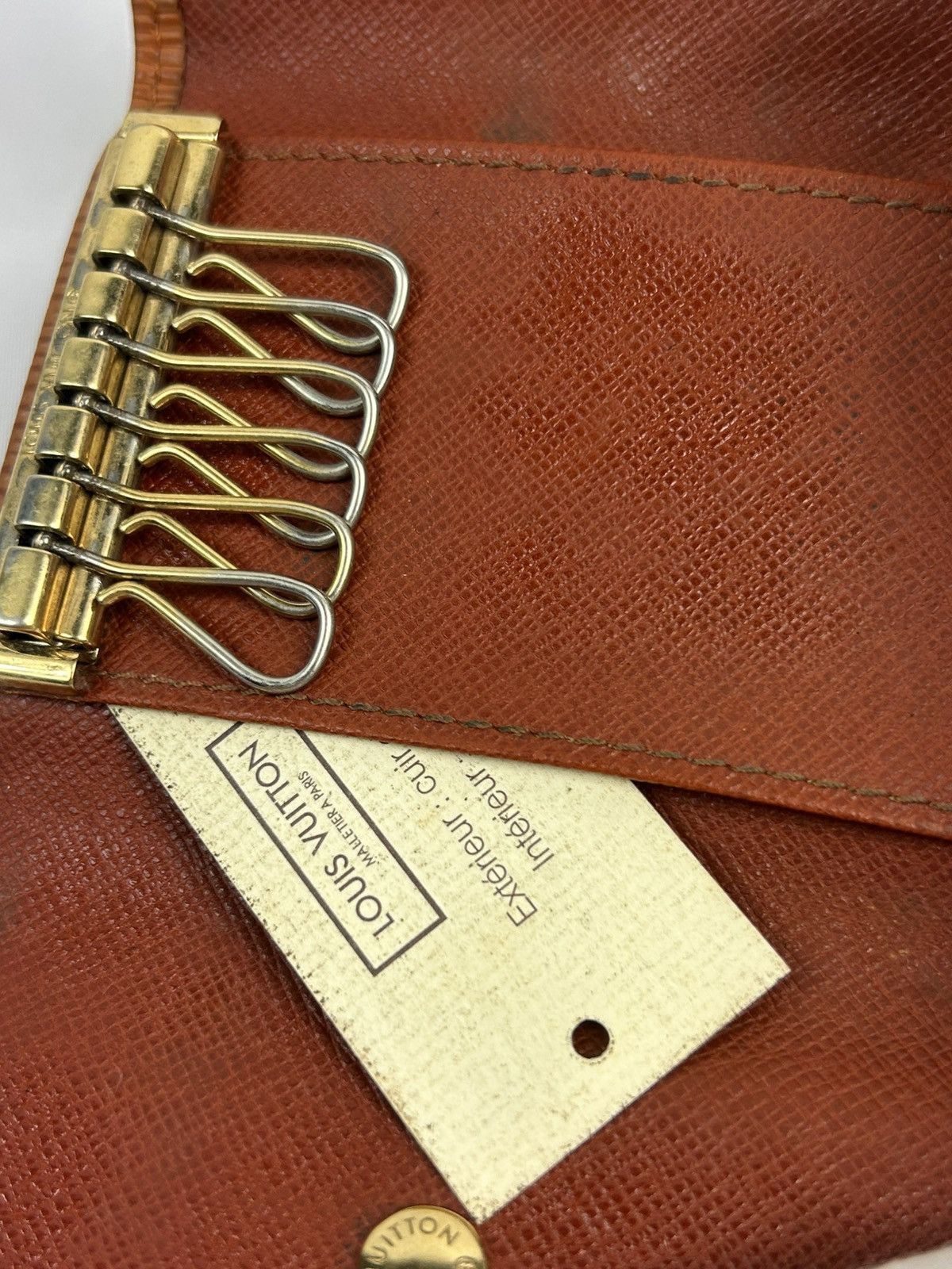 Louis Vuitton Louis Vuitton EPI Key Holder Size ONE SIZE - 5 Thumbnail