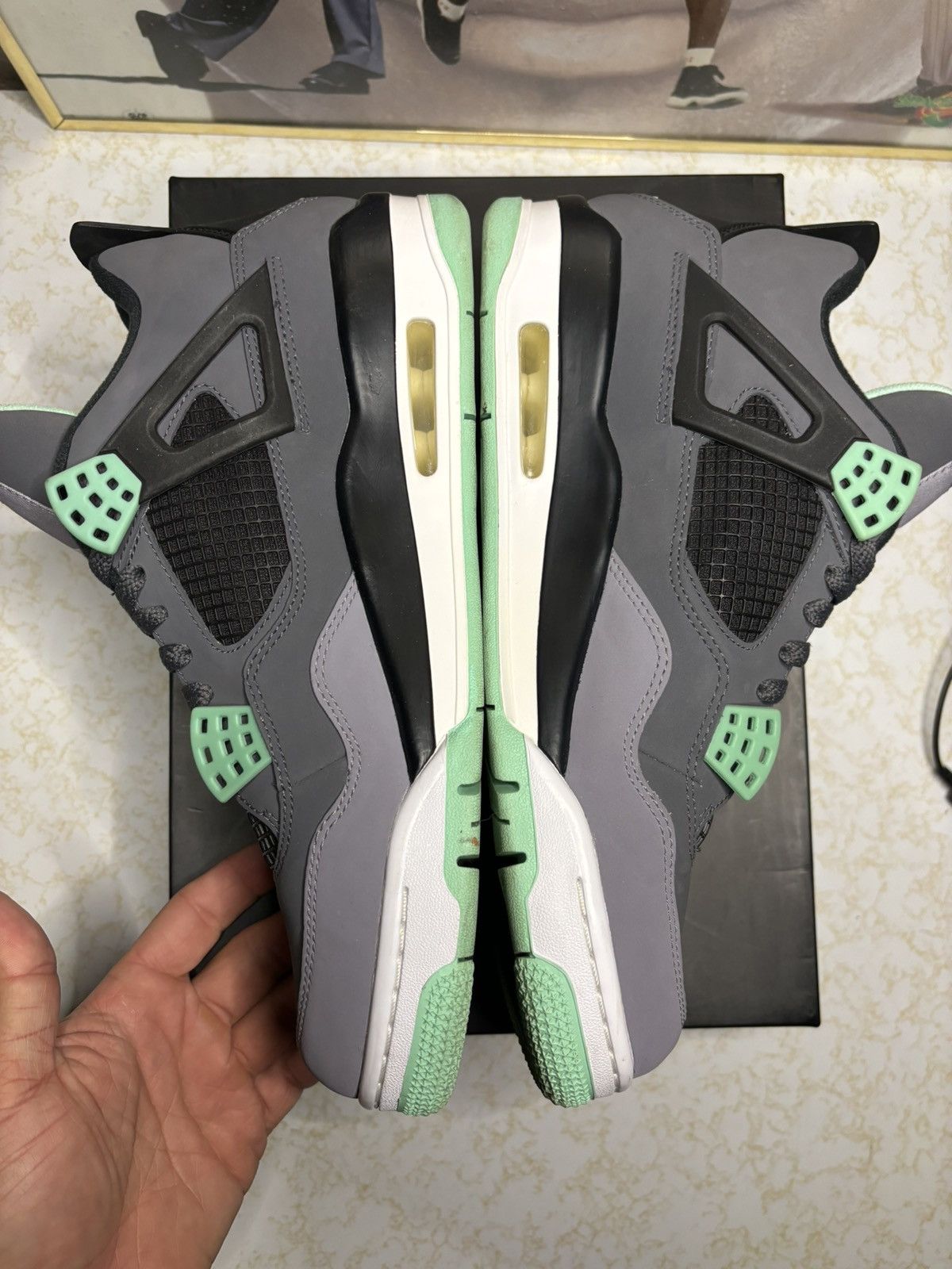 Jordan Brand Jordan Retro 4 ‘green glow’ Size US 10 / EU 43 - 3 Thumbnail