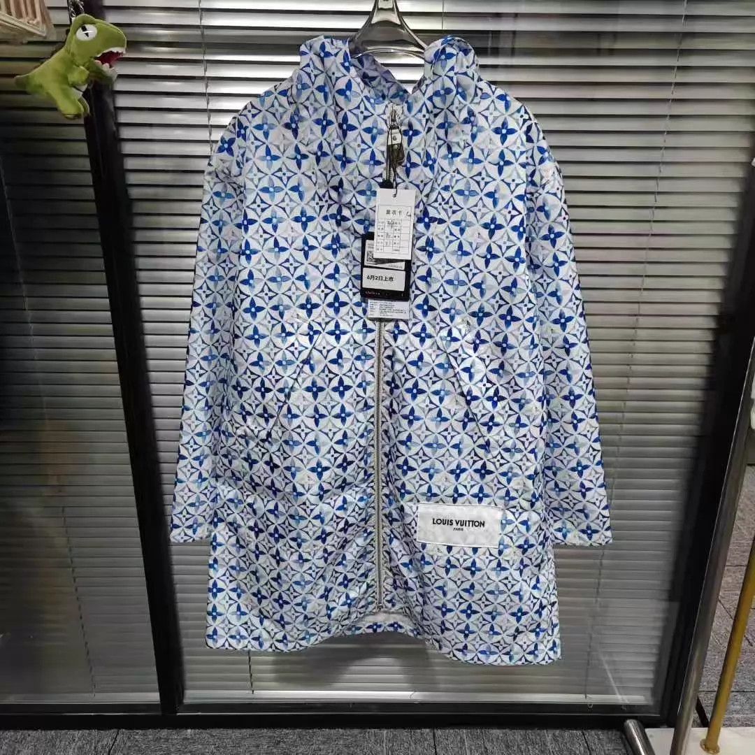 Louis Vuitton LV all over Monogram long coat 34 new with tags Size XS / US 0-2 / IT 36-38 - 1 Thumbnail