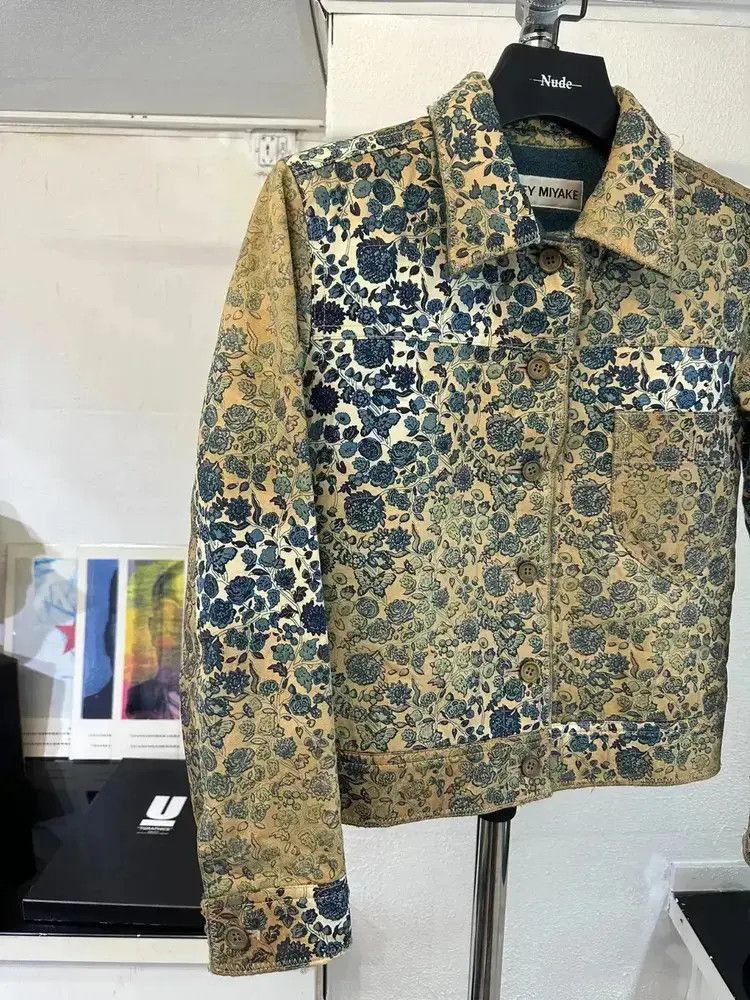 Issey Miyake Issey Miyake vintage flower jacket Size US S / EU 44-46 / 1 - 3 Thumbnail