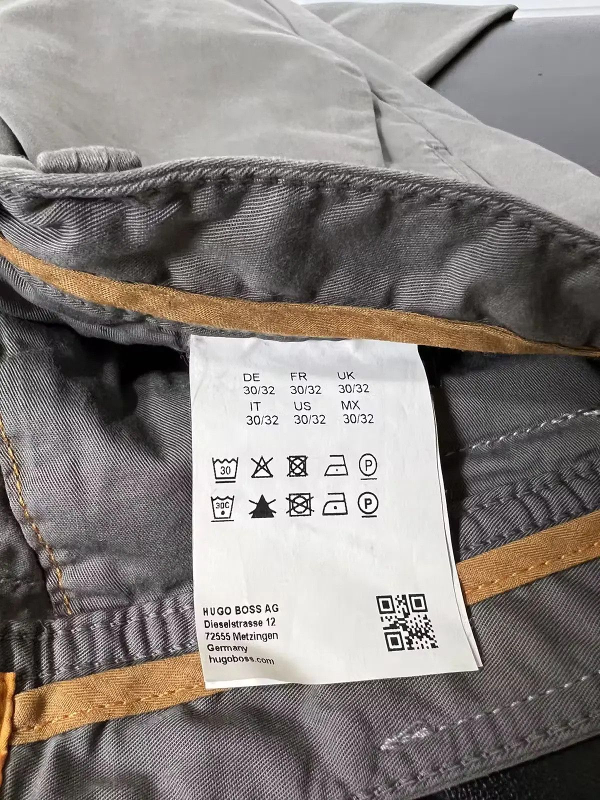 Designer × Hugo Boss Hugo Boss chinos pants Size US 30 / EU 46 - 5 Thumbnail