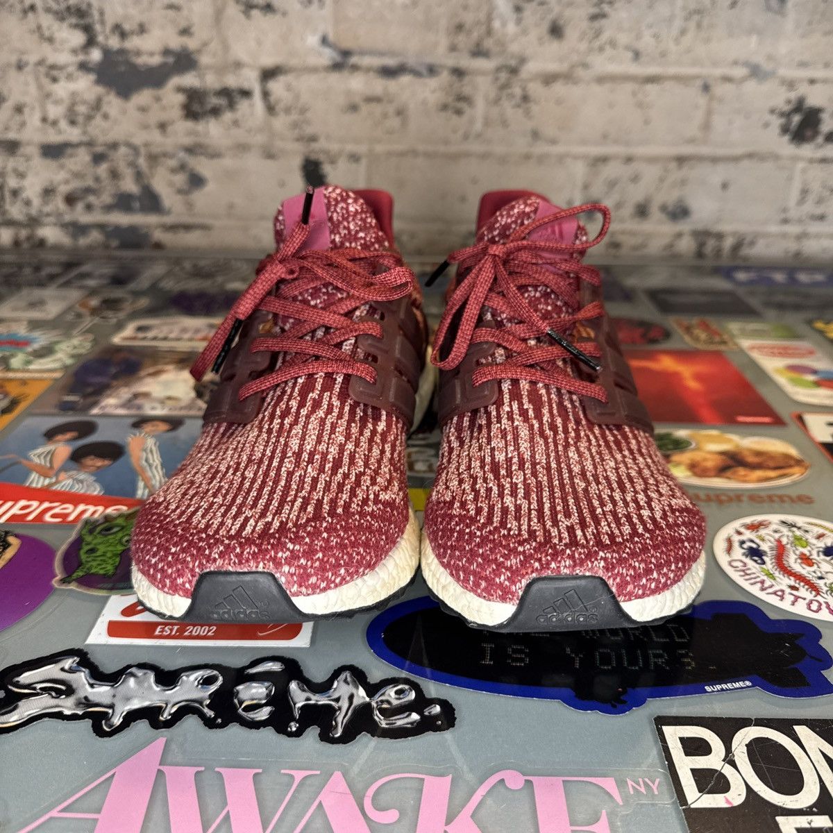 Adidas Adidas Ultra Boost 3.0 Burgundy Sz 9 Used Size US 9 / EU 42 - 4 Thumbnail