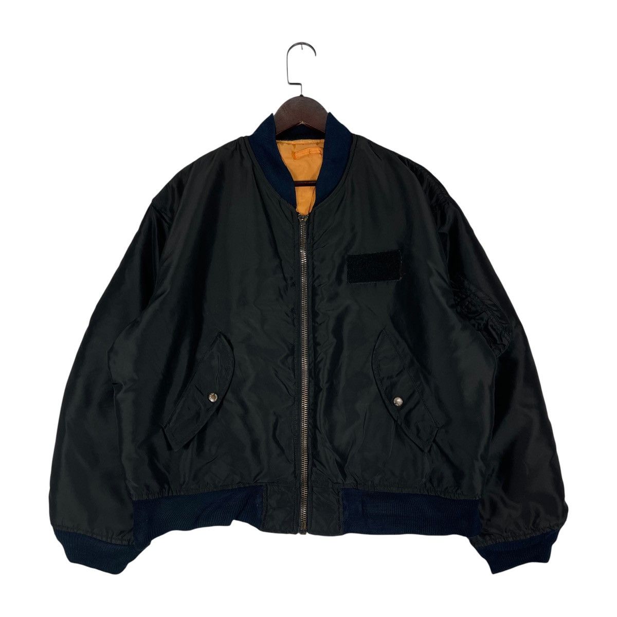 Avirex Vintage 1987 Avirex MA-1 Flight Jacket Size US L / EU 52-54 / 3 - 15 Thumbnail