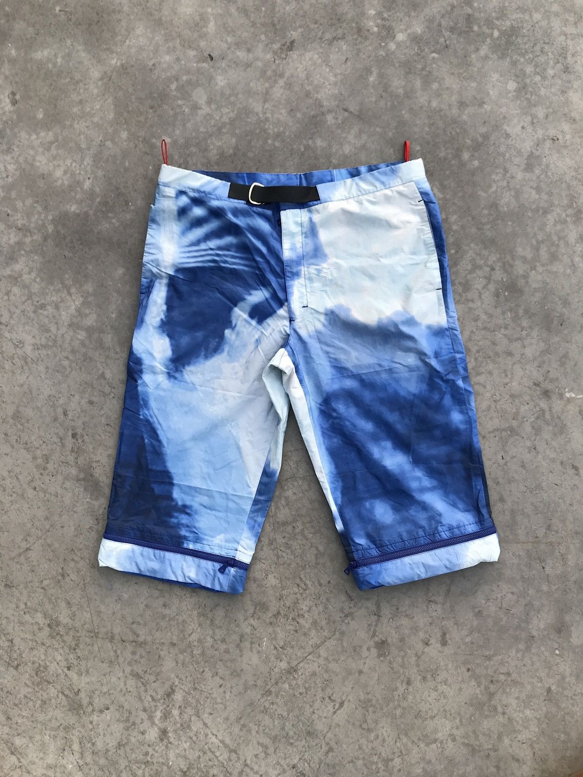 Prada Prada nylon tie die pants shorts Size US 32 / EU 48 - 2 Thumbnail