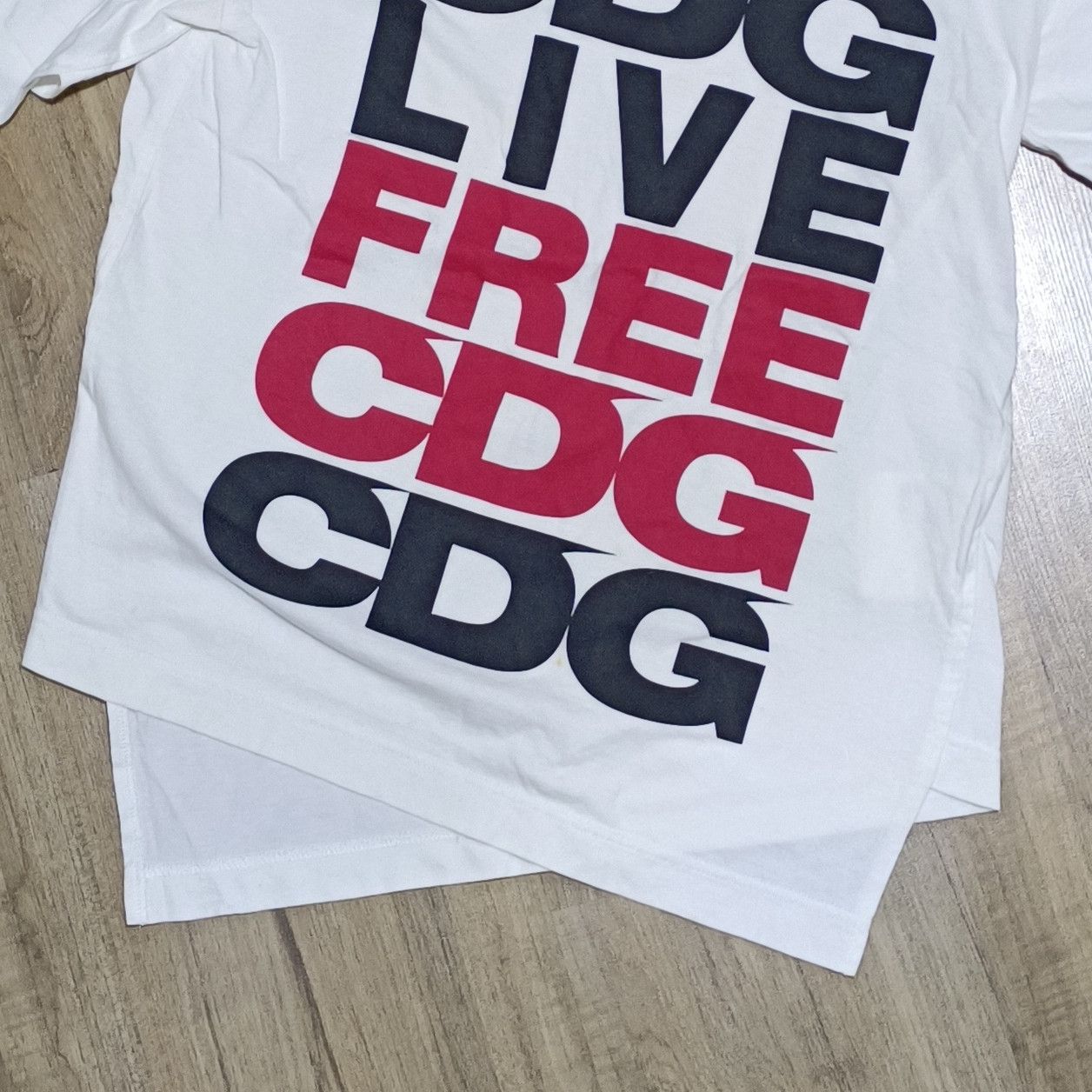 CDG by Comme des Garcons CDG Live Free Tshirt Size M / US 6-8 / IT 42-44 - 3 Thumbnail