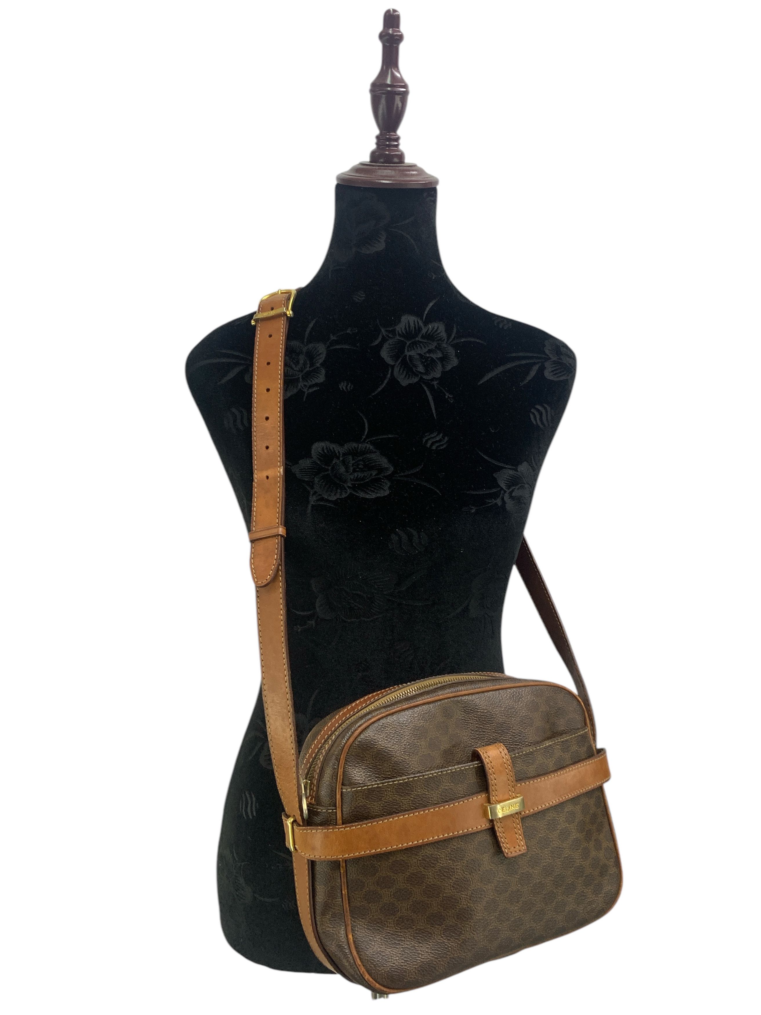 Celine × Vintage Vintage Celine Macadam Sling Bag Unisex Crossbody Bag Size ONE SIZE - 3 Thumbnail