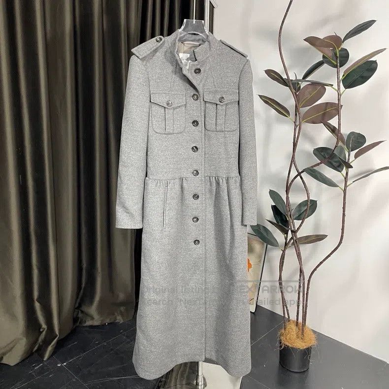 Max Mara Max Mara Gray Coat Size M / US 6-8 / IT 42-44 - 1 Thumbnail