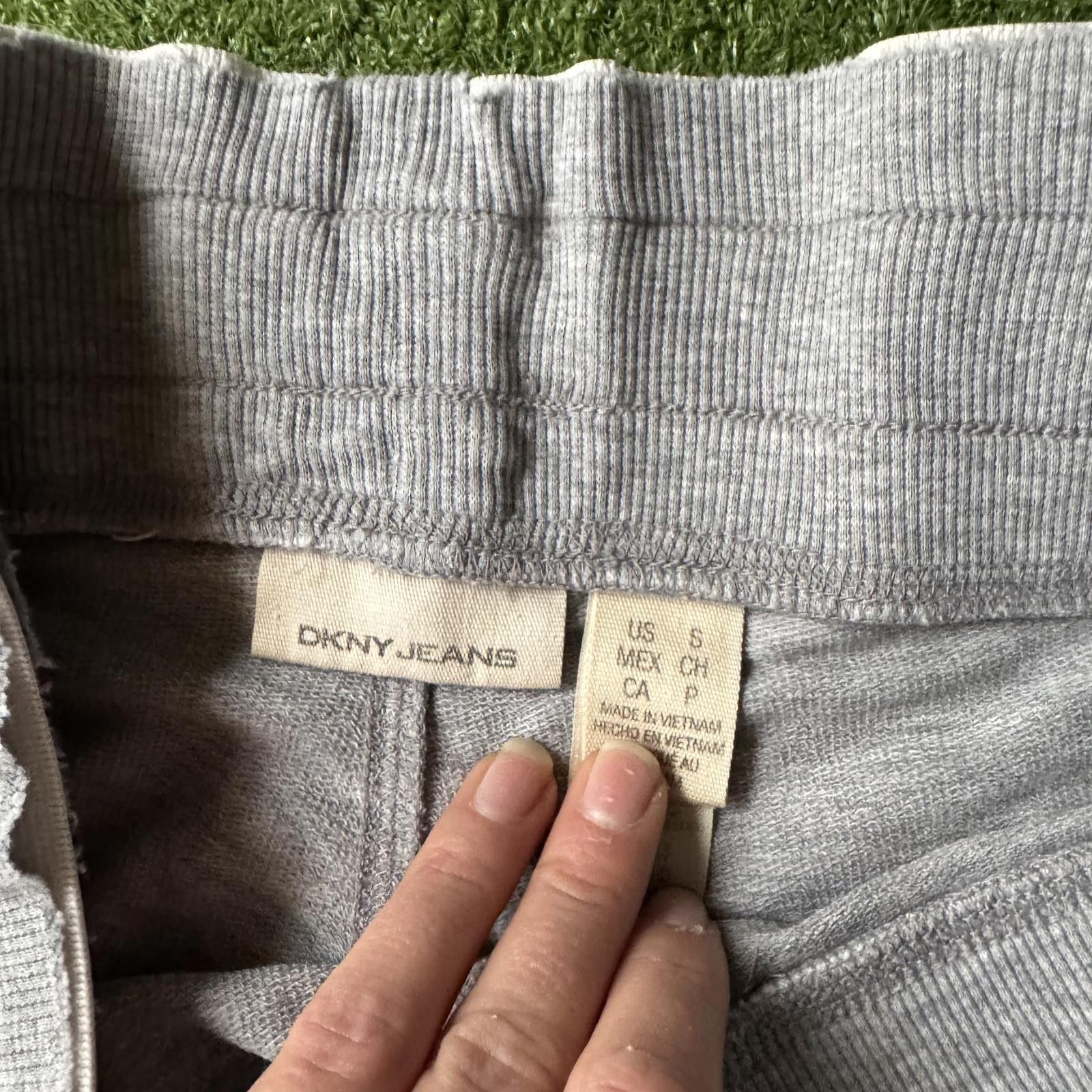 Designer DKNY Jeans Women's Gray Flare Pants Size ONE SIZE - 4 Thumbnail