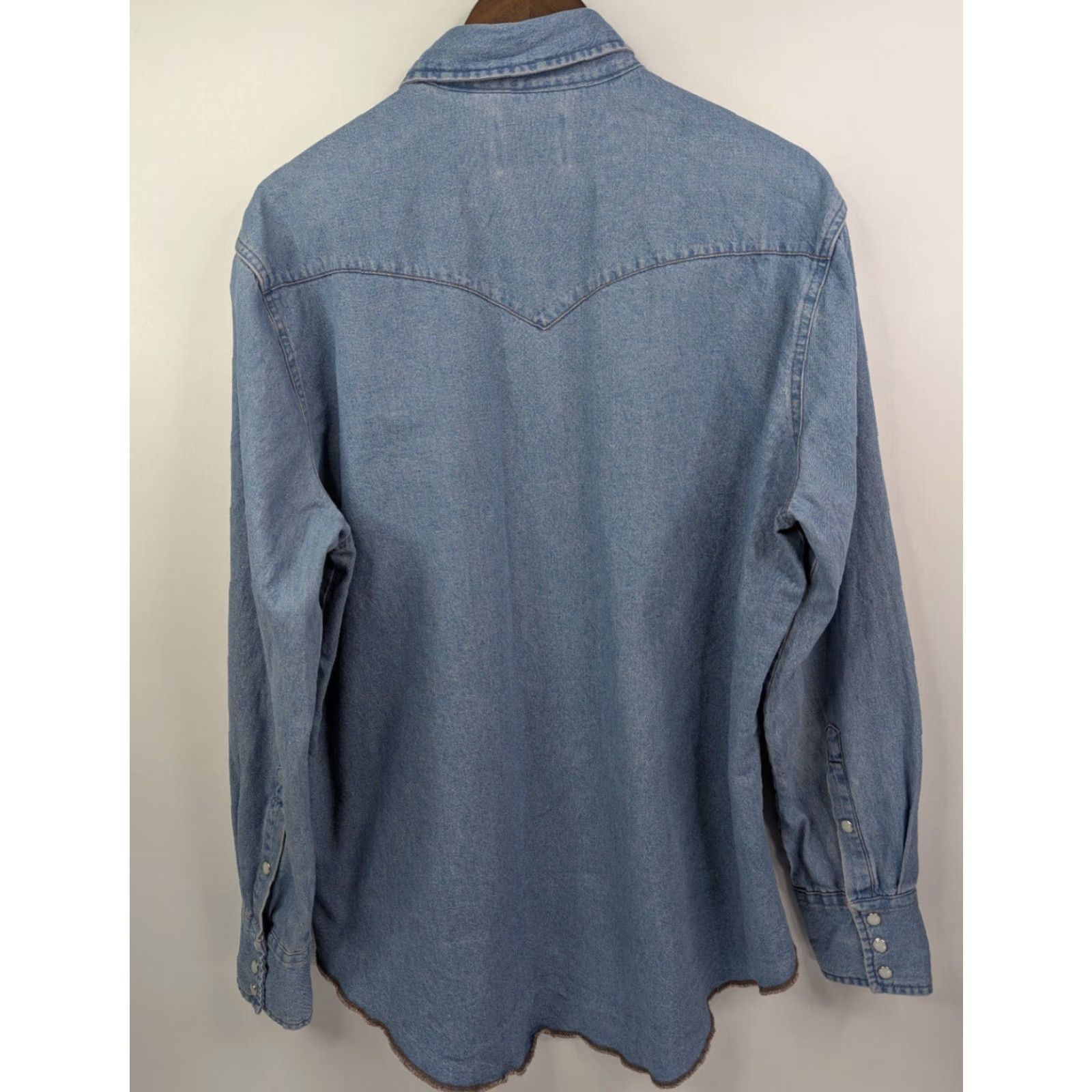 Wrangler Wrangler Cowboy Stone Wash Denim Pearl Snap Farm Work Shirt Size Large Size US L / EU 52-54 / 3 - 5 Thumbnail