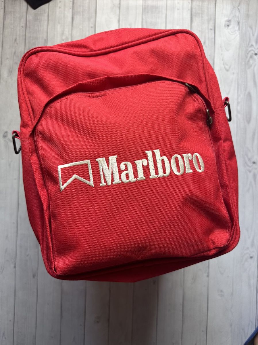 Marlboro Vintage Marlboro bag + backpack transformer rare big logo Size ONE SIZE - 11 Thumbnail