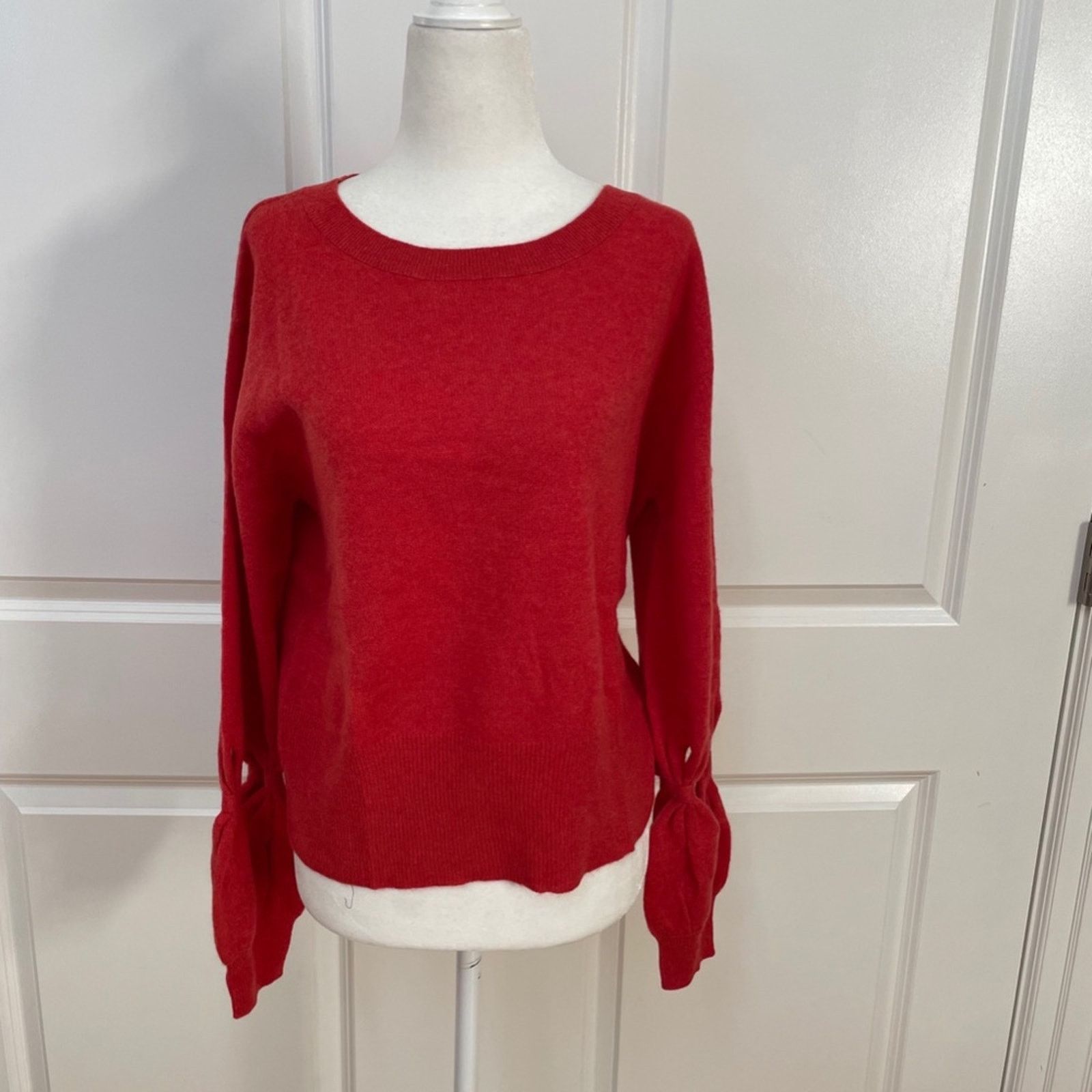Autumn Cashmere Cutout ​Cashmere Sweater from AUTUMN CASHMERE Size S / US 4 / IT 40 - 2 Thumbnail