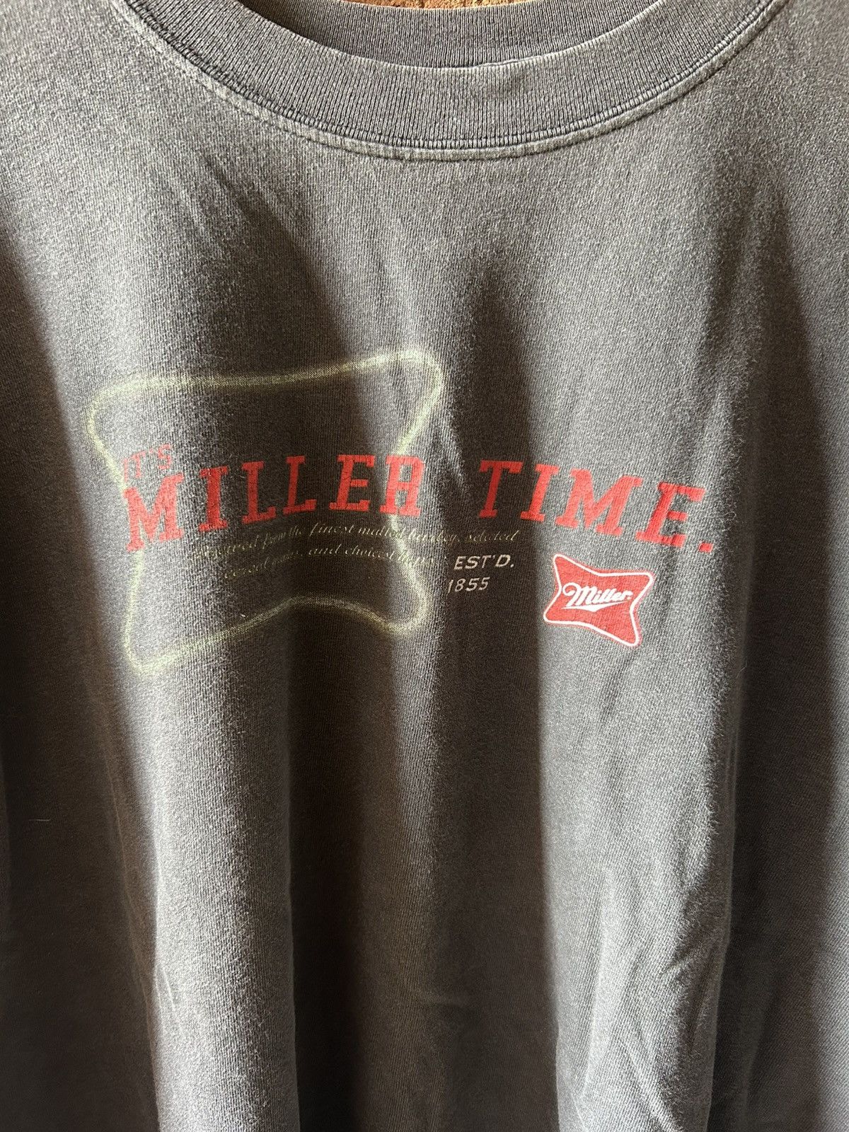 Gildan Vintage Y2K Miller Time Beer Graphic Distressed Long Sleeve Size US XL / EU 56 / 4 - 2 Thumbnail