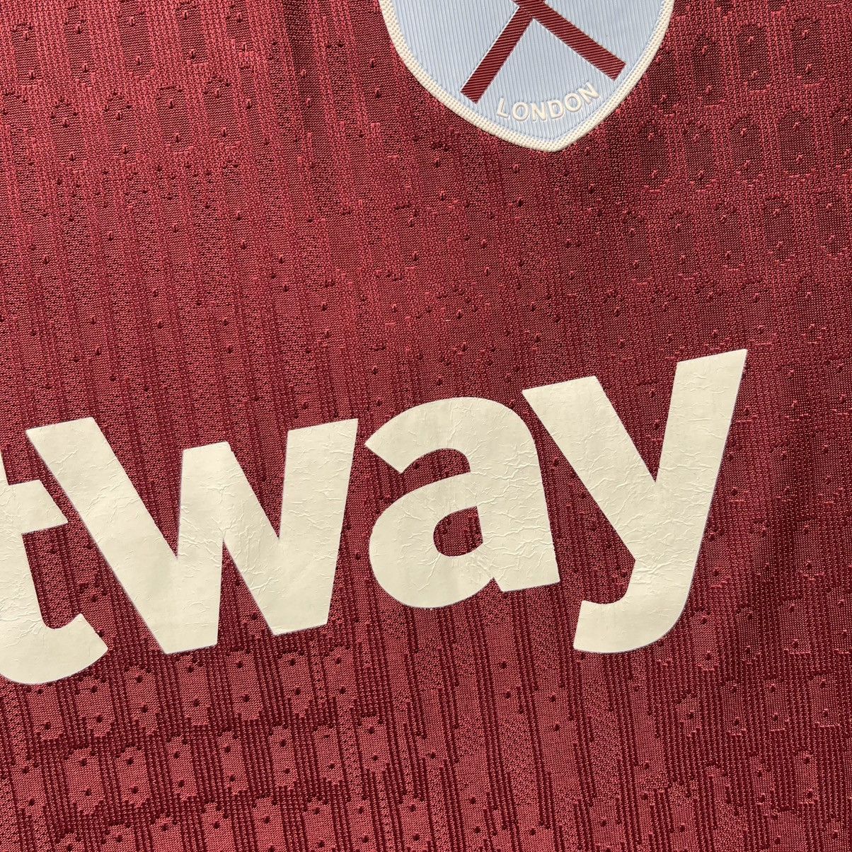 Vintage WEST HAM UNITED UMBRO 2024/2025 SOCCER HOME JERSEY #14 KUDUS Size US S / EU 44-46 / 1 - 11 Thumbnail