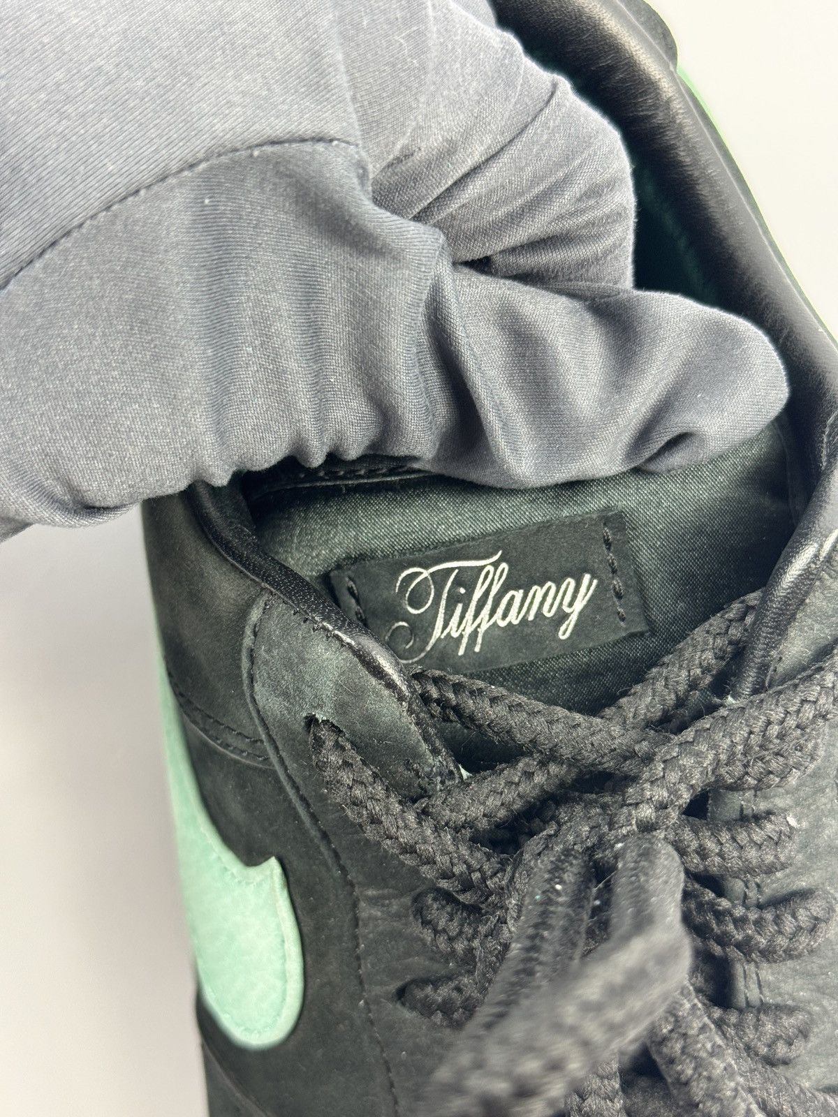 Nike x TIFFANY & CO LOW TOP SNEAKERS Size US 10 / EU 43 - 7 Thumbnail