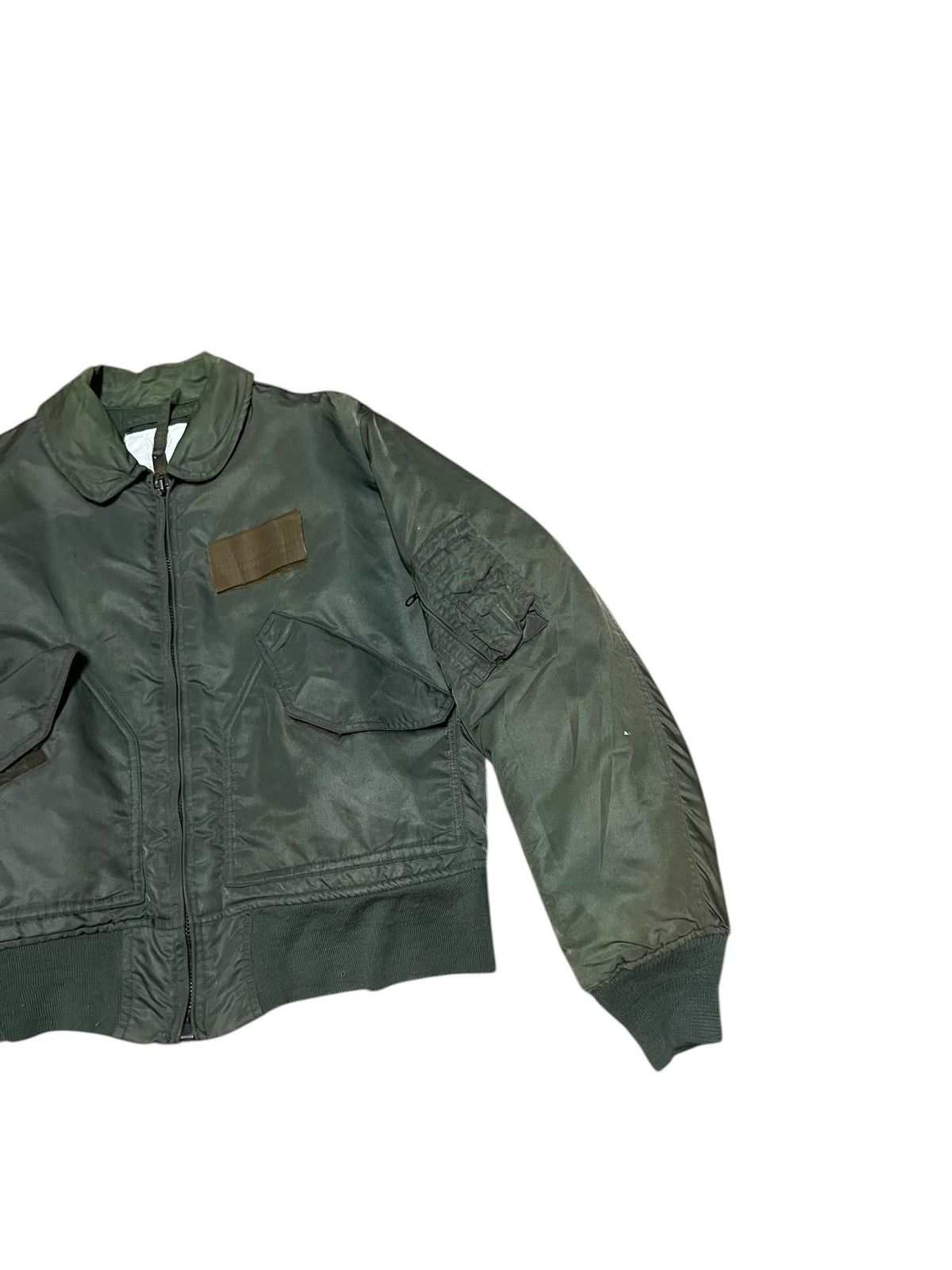 Schott Vintage 80s/90s USAF CWU-45/P Flight Jacket Military Bomber Size US M / EU 48-50 / 2 - 3 Thumbnail
