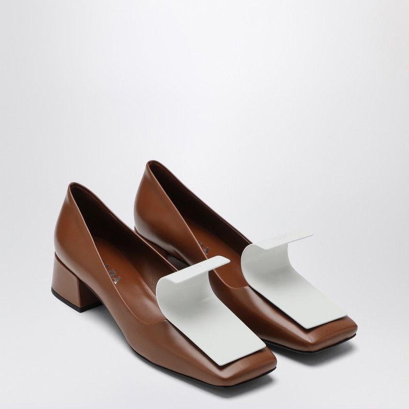 Prada Tabacco And White Leather Décolleté