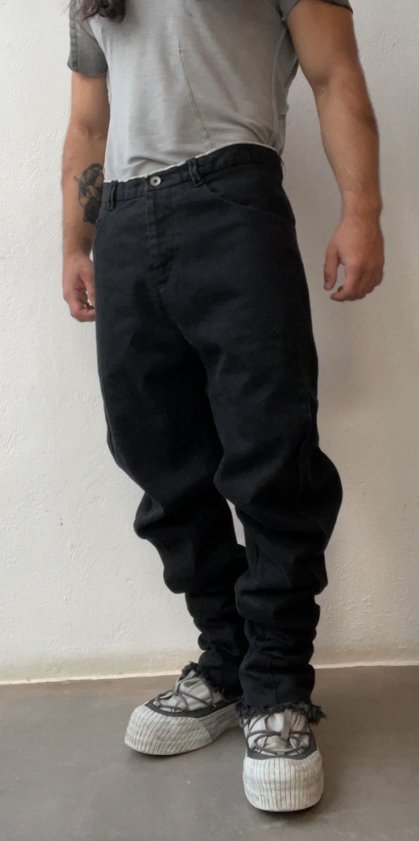Individual Sentiments Individual Sentiments x Elixir Gallery raw denim jeans Size US 34 / EU 50 - 4 Thumbnail