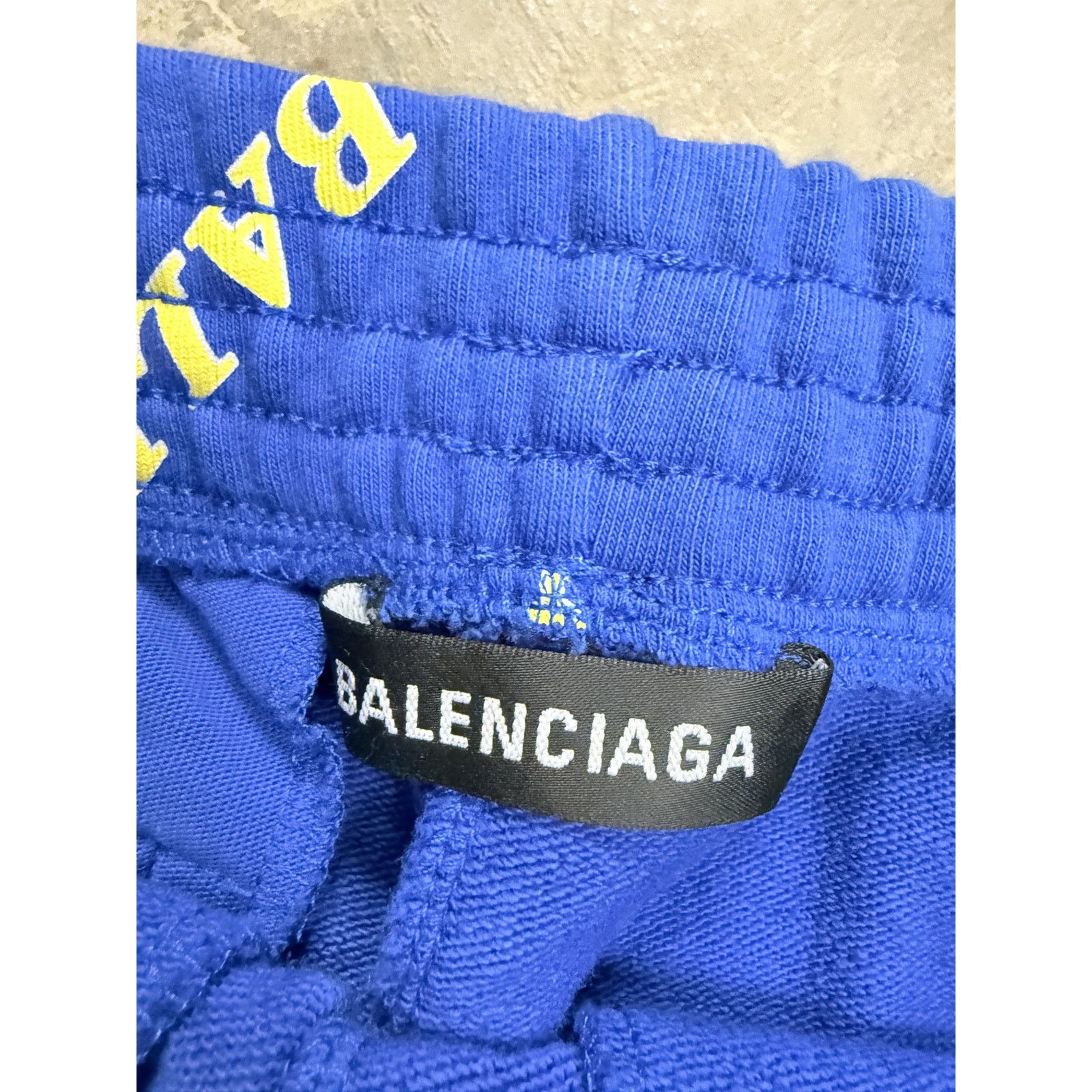 Balenciaga Balenciaga All Over Sweats Blue Yellow Used Small Size US 30 / EU 46 - 2 Thumbnail