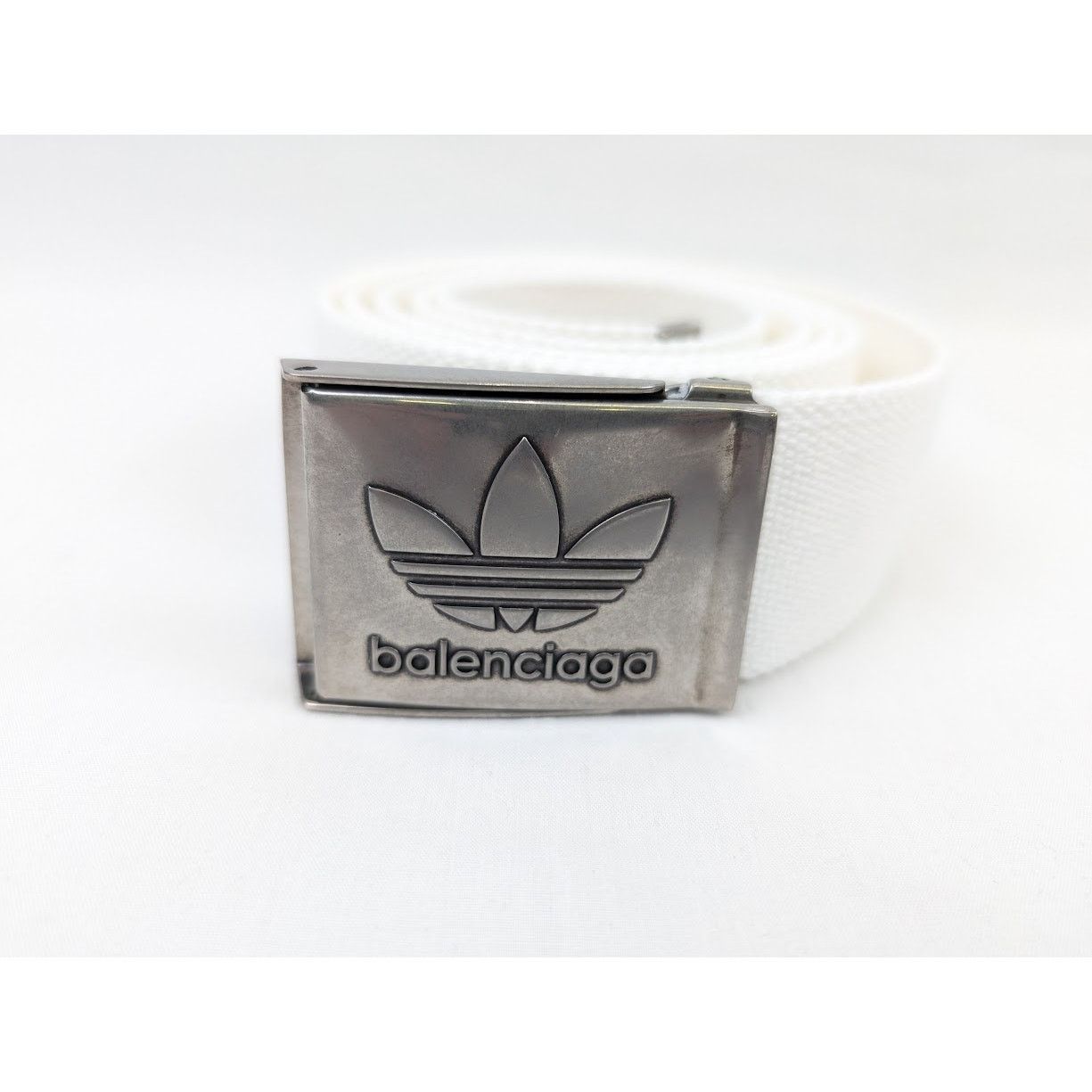 Balenciaga o1rshd1 Size: M / Skater Belt in White Size ONE SIZE - 3 Thumbnail