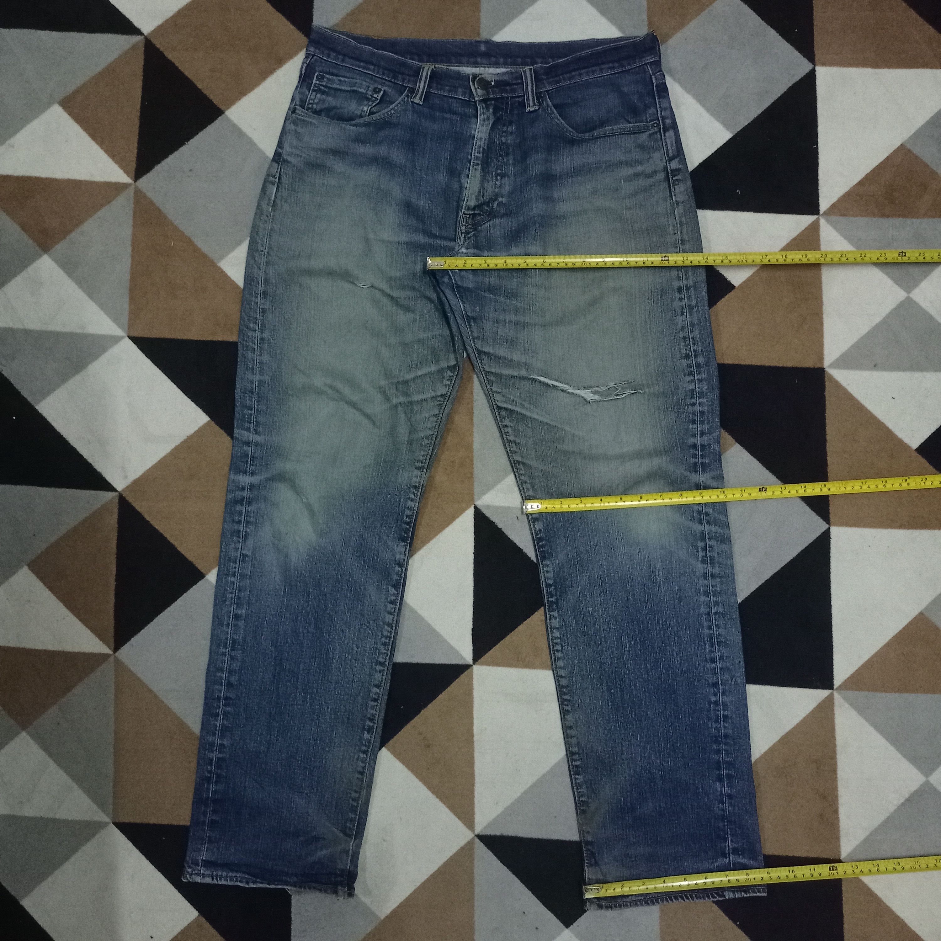 Levi's Vintage Levis 505 Blue Wash Distressed Ripped Baggy Jeans Size US 36 / EU 52 - 12 Thumbnail