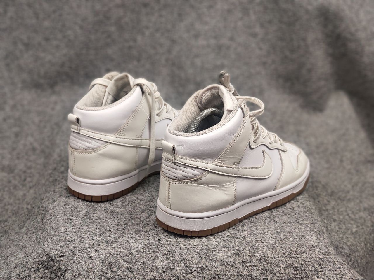 Nike Nike Dunk High Sail Gum Leather White Sneakers Vintage Style Size US 7.5 / EU 40-41 - 16 Thumbnail