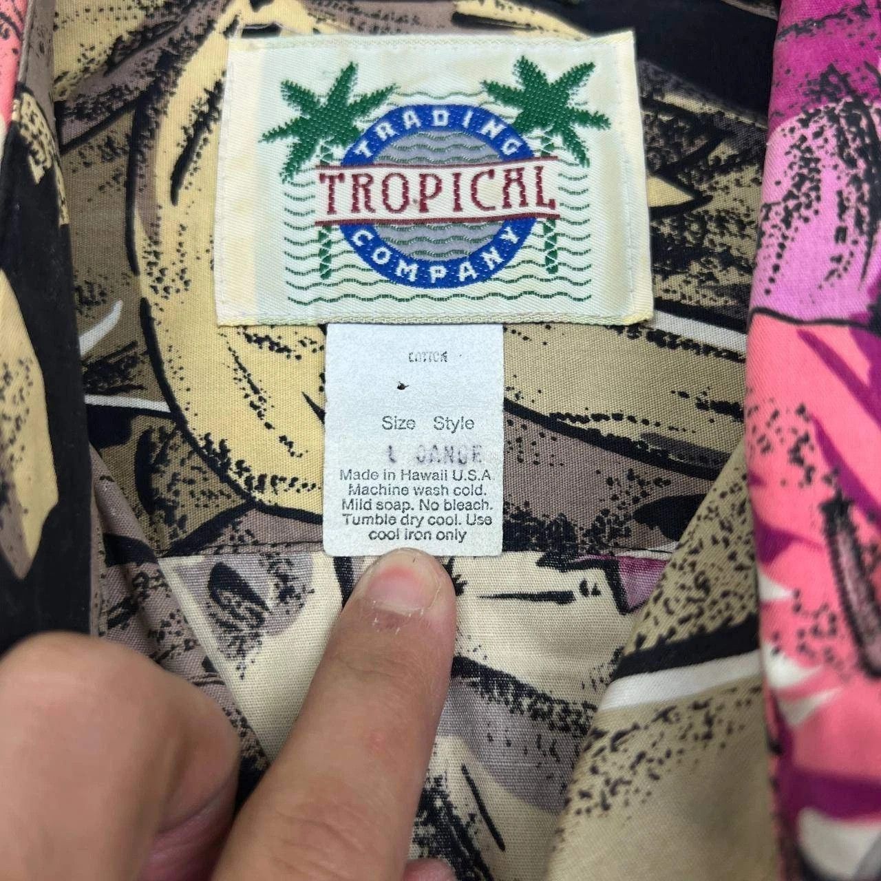 Other Tropical Shirt Men Hawaiian Floral Button Up Cotton L Size US L / EU 52-54 / 3 - 5 Thumbnail