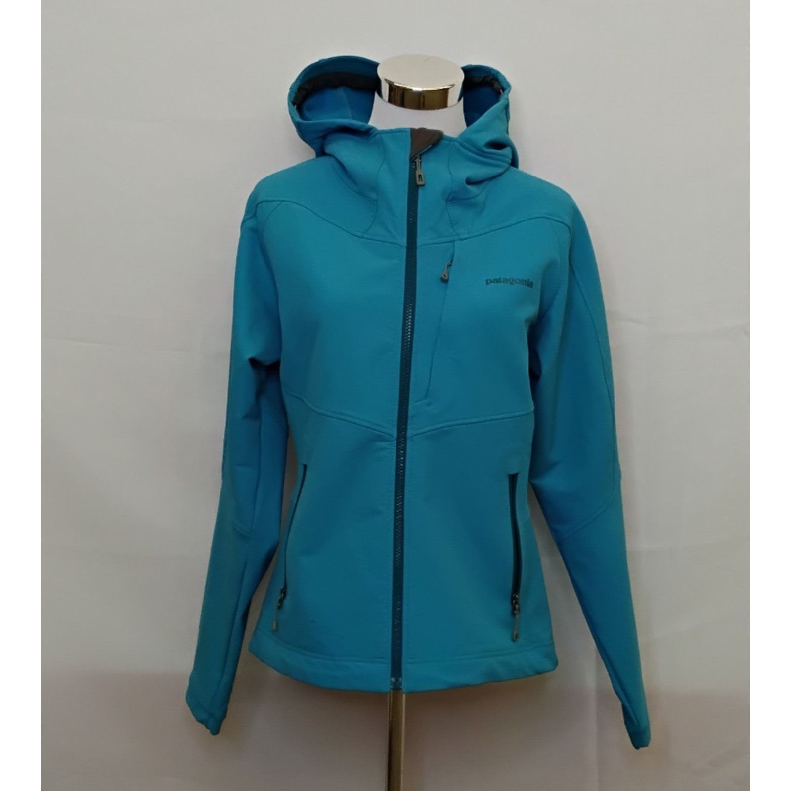 Patagonia Patagonia Softshell Jacket Women's M Blue Hooded Size M / US 6-8 / IT 42-44 - 2 Thumbnail