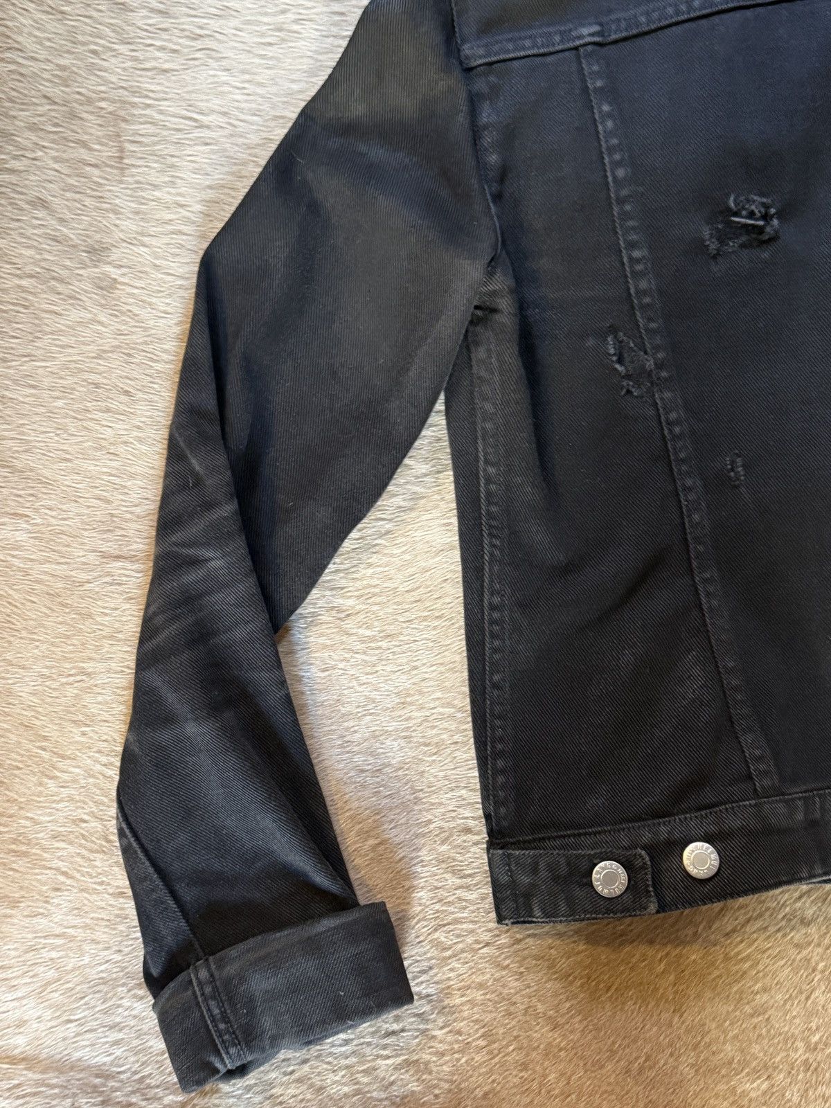 Helmut Lang Vintage 1999 Helmut Lang Black Denim Jacket Sz 42 Waxed Worn Size US XS / EU 42 / 0 - 9 Thumbnail